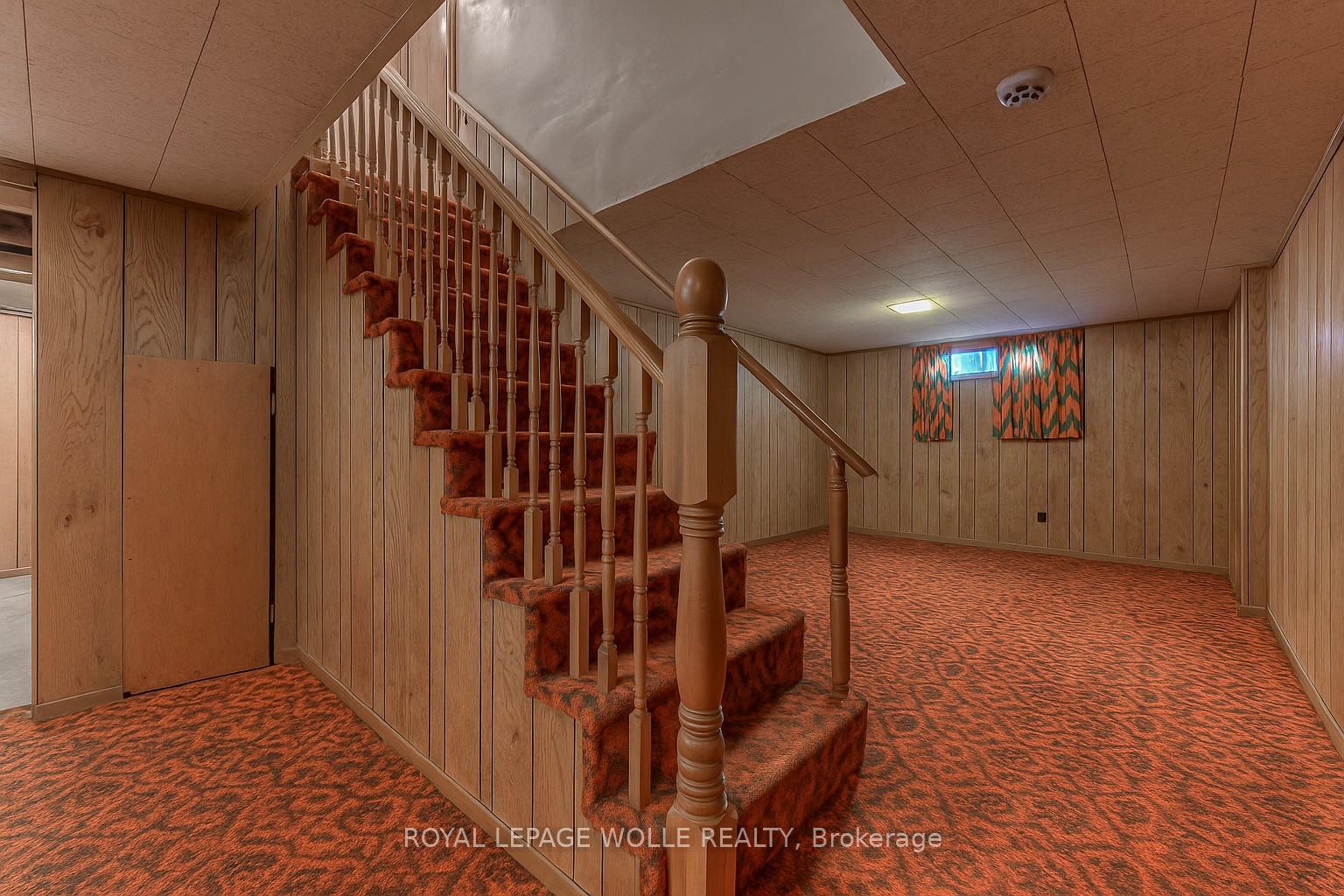 Photo 26 of 56 Roslin Avenue S, Waterloo — HOMEH