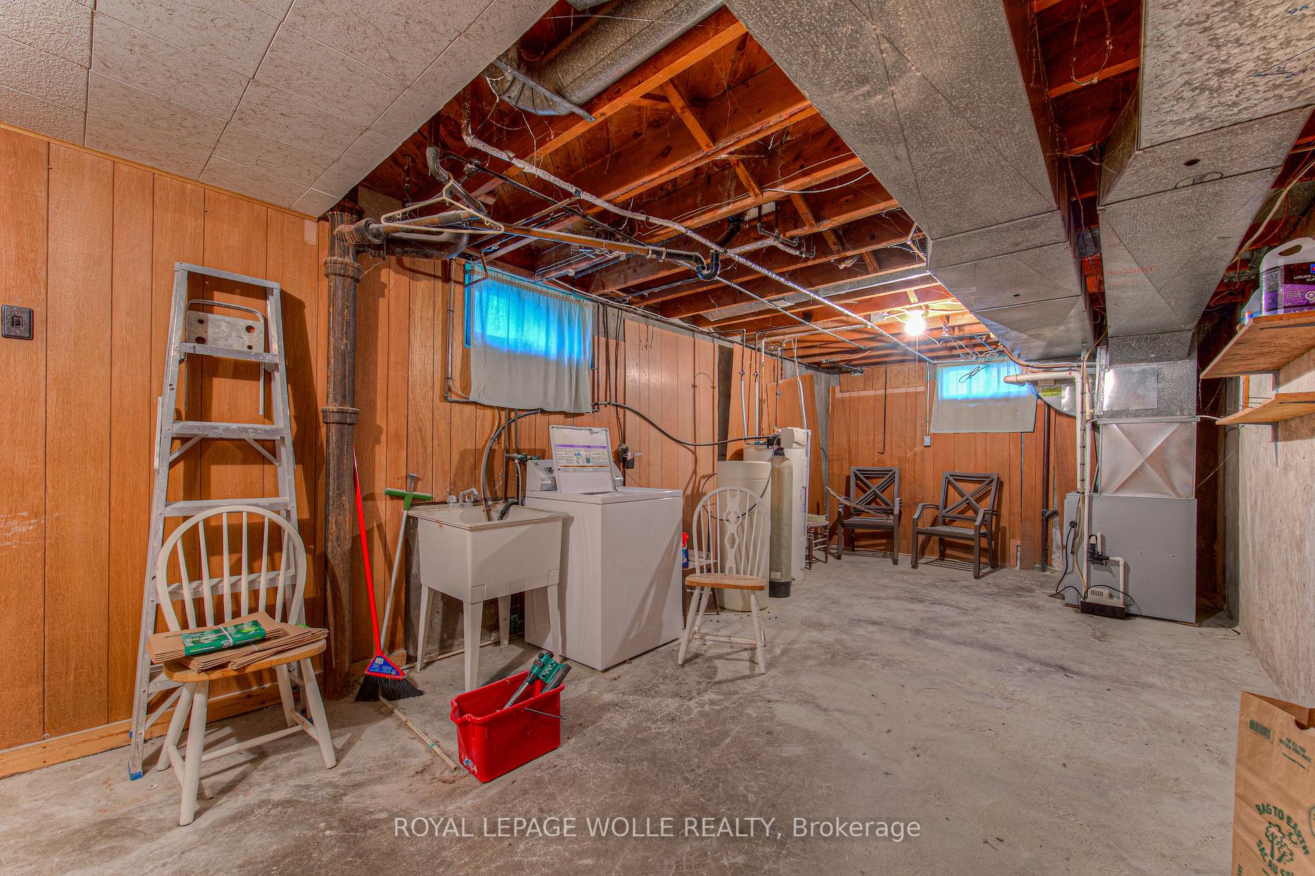Photo 29 of 56 Roslin Avenue S, Waterloo — HOMEH