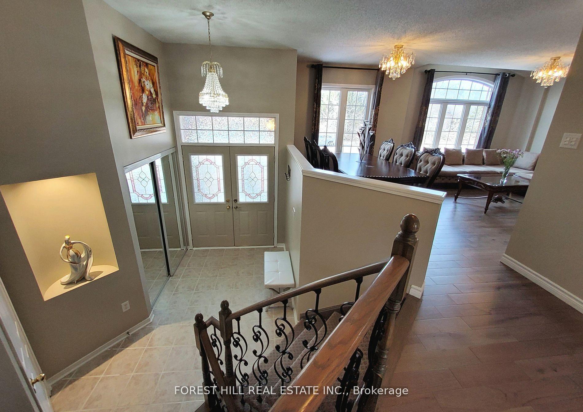 Photo 3 of 7 Tamarack Way, Wasaga Beach — HOMEH