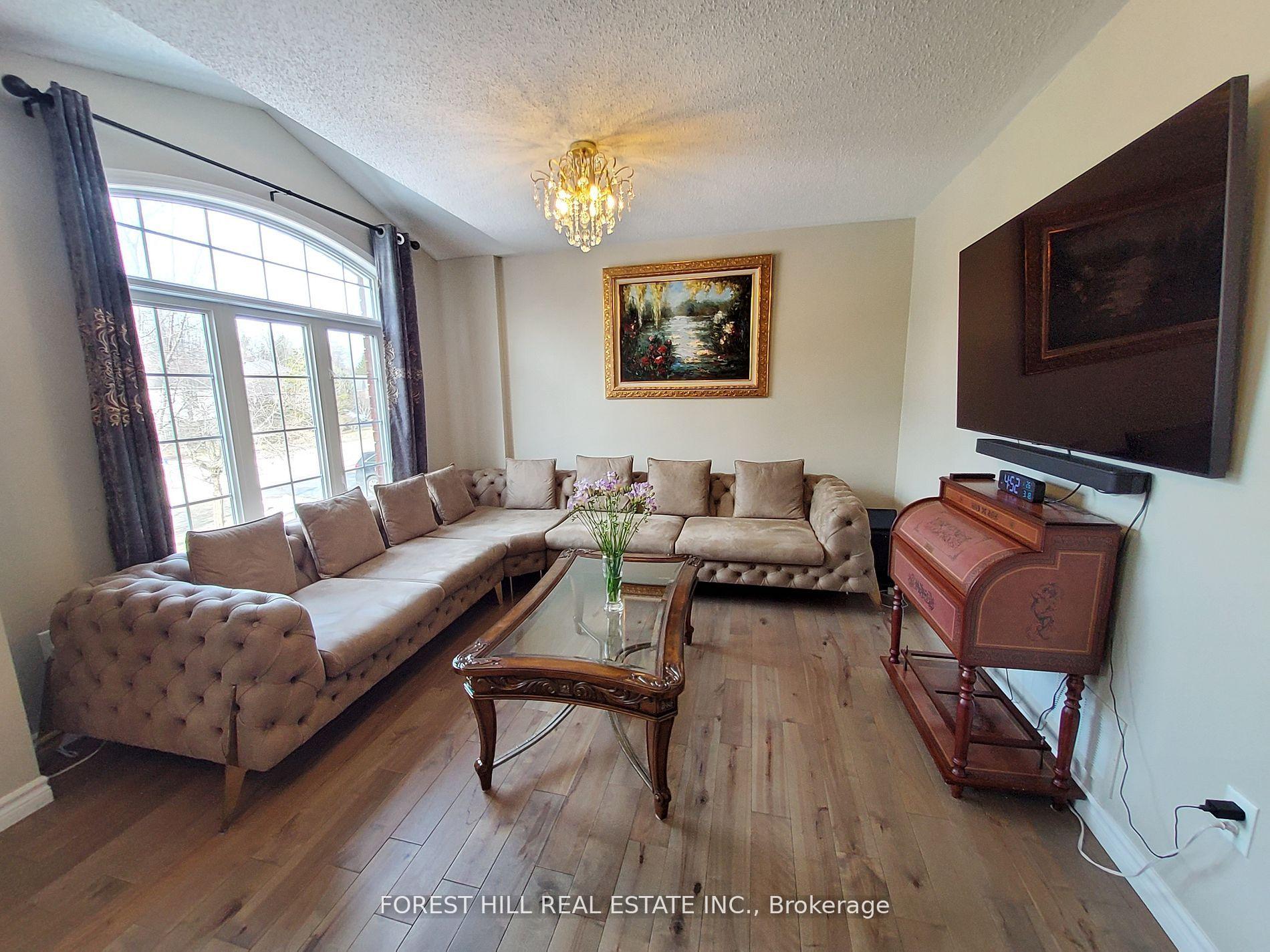 Photo 6 of 7 Tamarack Way, Wasaga Beach — HOMEH