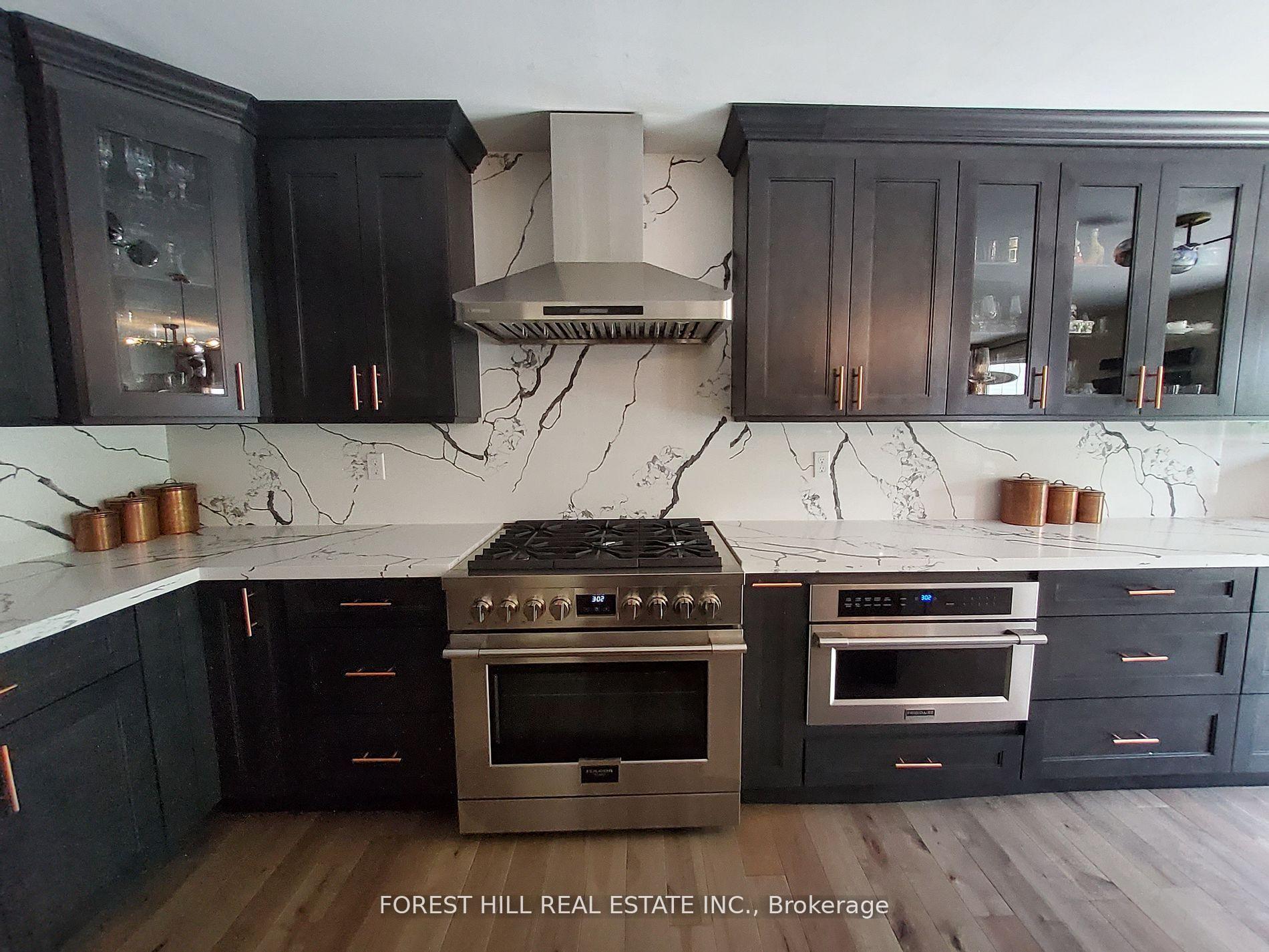 Photo 9 of 7 Tamarack Way, Wasaga Beach — HOMEH