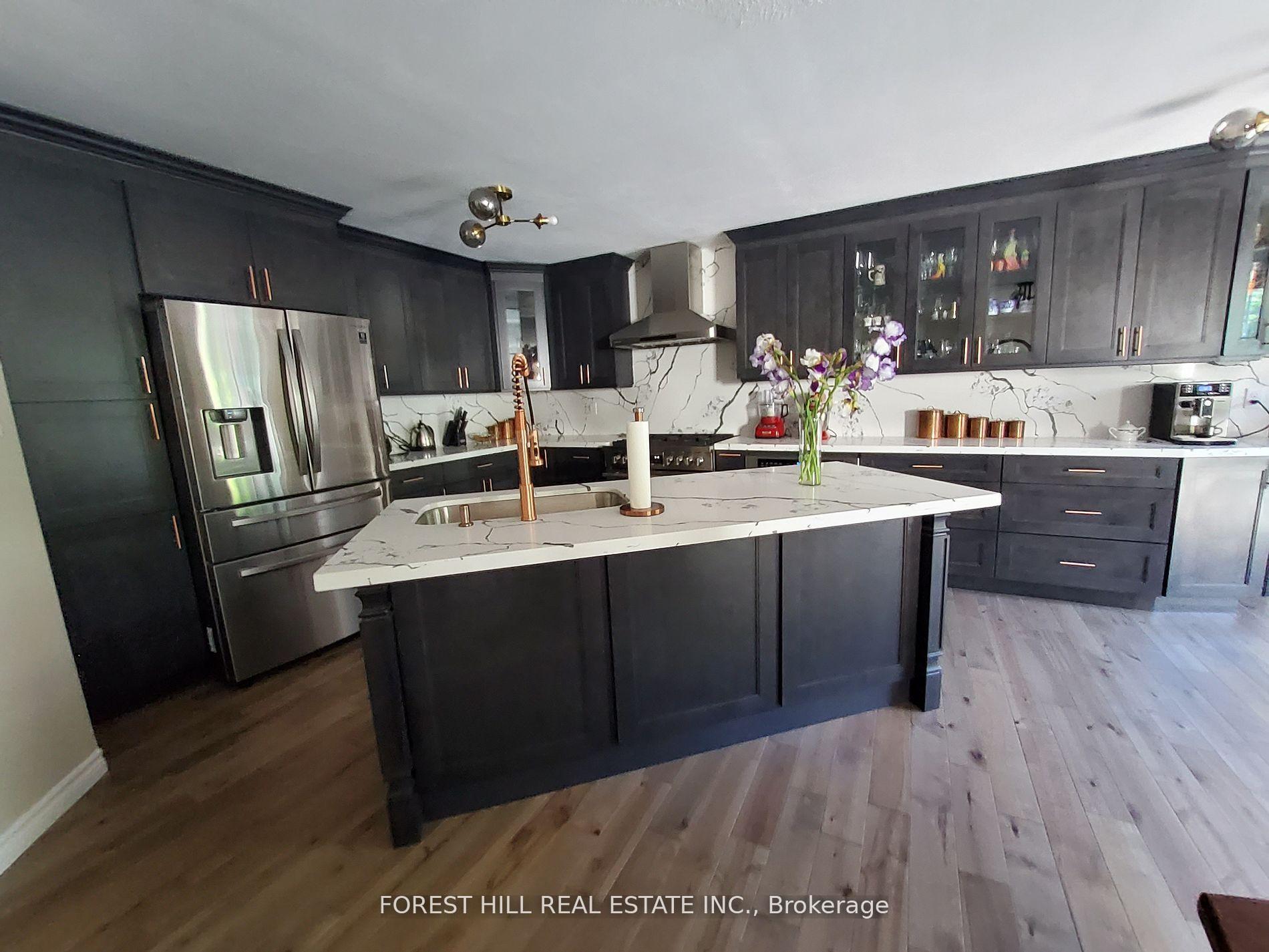 Photo 11 of 7 Tamarack Way, Wasaga Beach — HOMEH