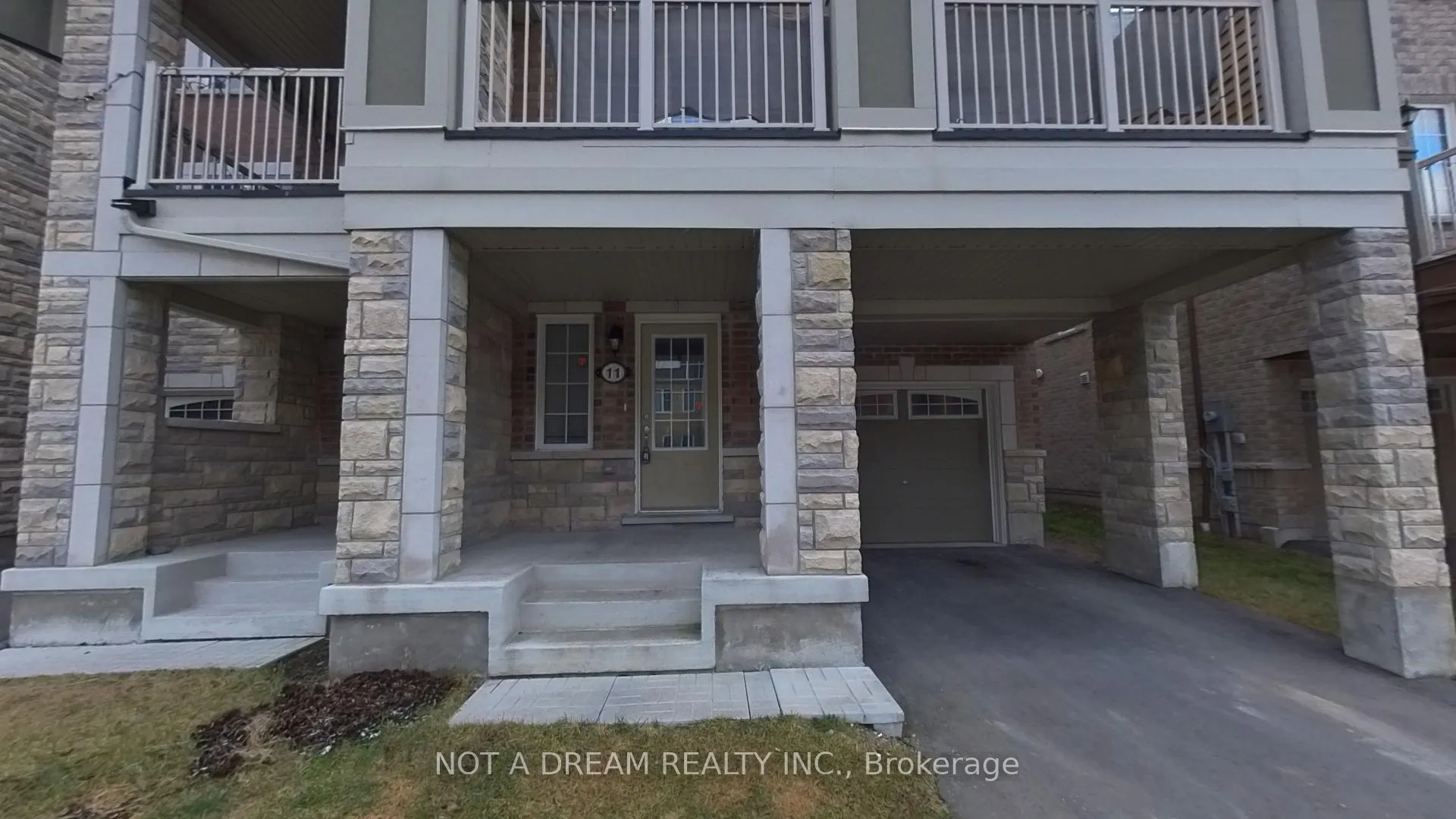 Photo 3 of 11 Bluegill Crescent, Whitby, Rural Whitby — HOMEH