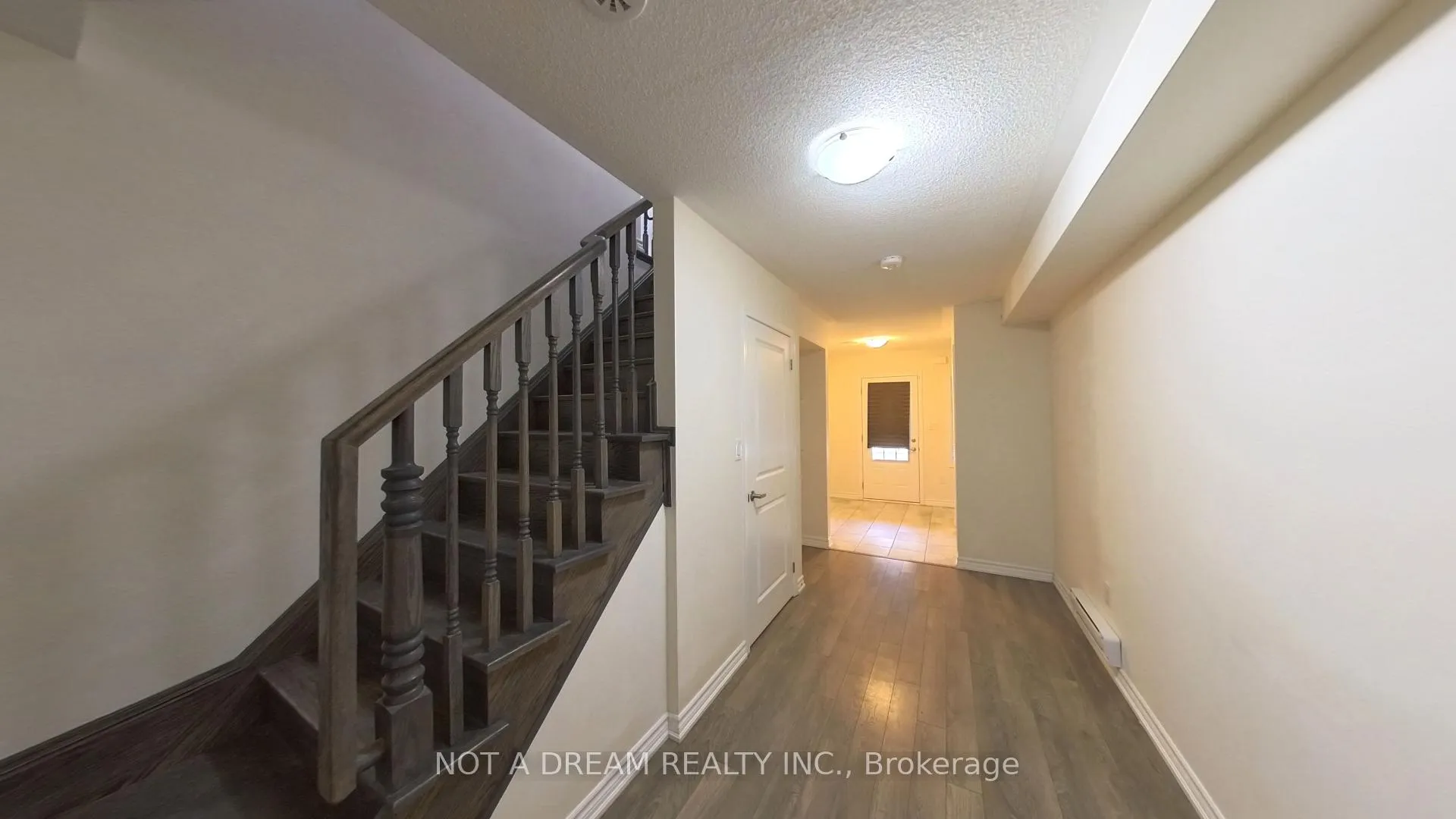 Photo 9 of 11 Bluegill Crescent, Whitby, Rural Whitby — HOMEH