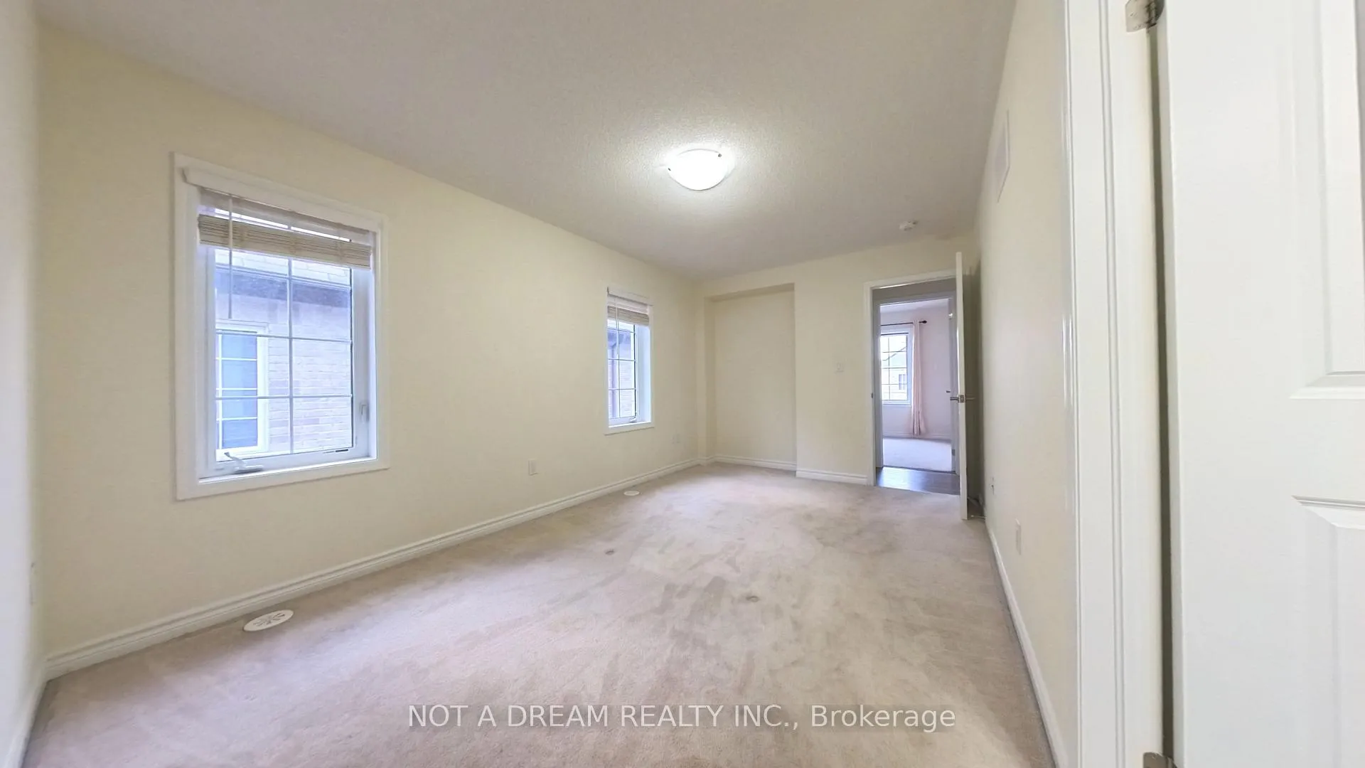 Photo 32 of 11 Bluegill Crescent, Whitby, Rural Whitby — HOMEH