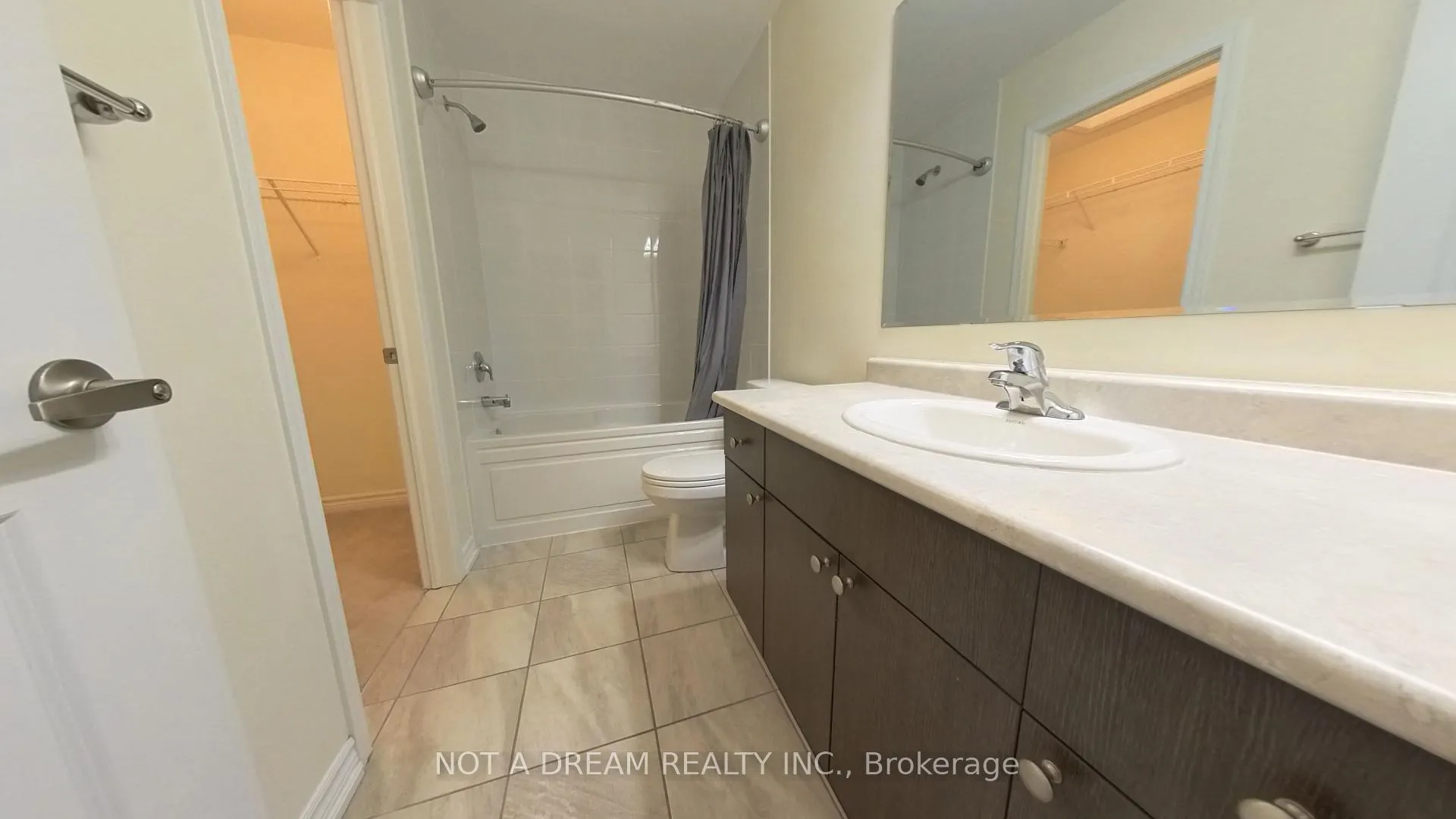 Photo 34 of 11 Bluegill Crescent, Whitby, Rural Whitby — HOMEH