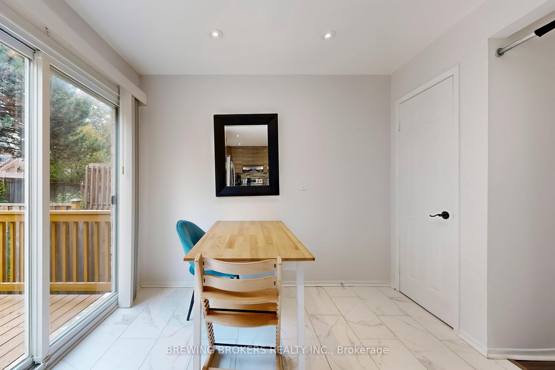Photo 22 of 78 Colleen Street, Vaughan, Crestwood-Springfarm-Yorkhill — HOMEH