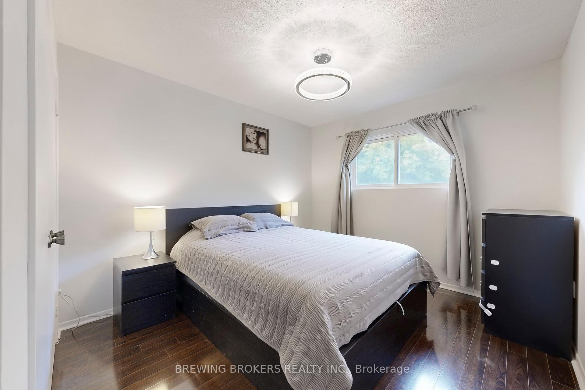 Photo 35 of 78 Colleen Street, Vaughan, Crestwood-Springfarm-Yorkhill — HOMEH