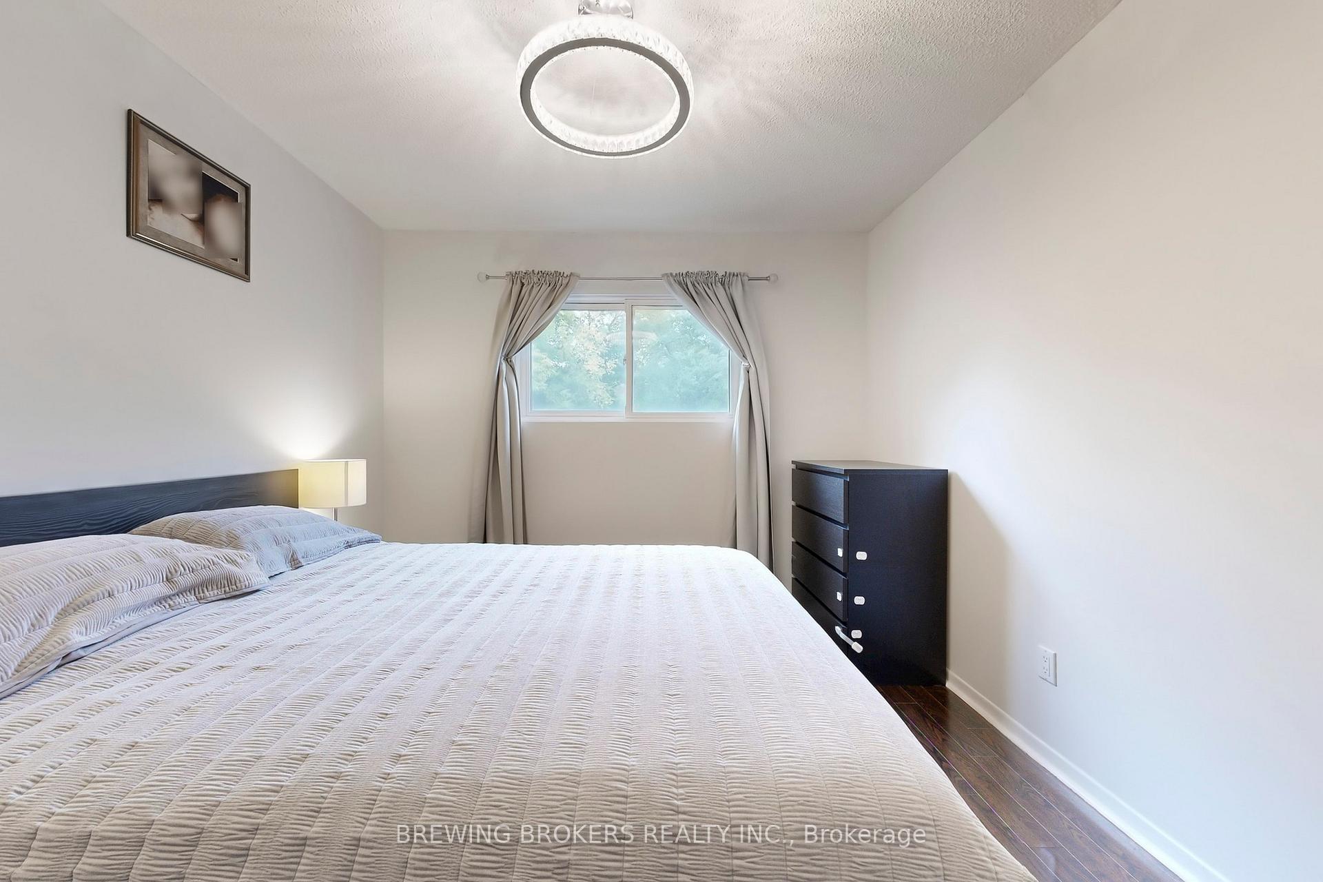 Photo 36 of 78 Colleen Street, Vaughan, Crestwood-Springfarm-Yorkhill — HOMEH