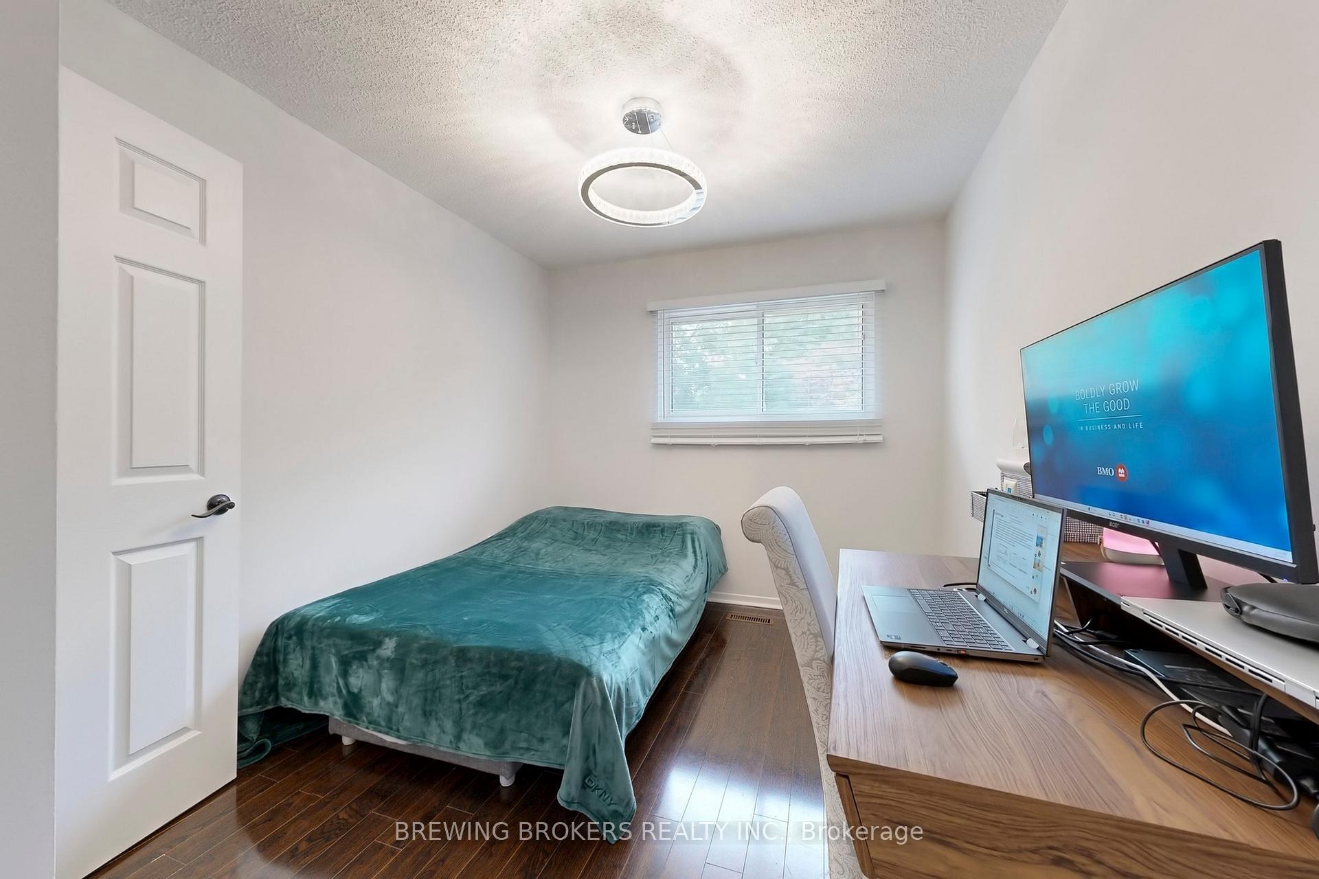 Photo 40 of 78 Colleen Street, Vaughan, Crestwood-Springfarm-Yorkhill — HOMEH