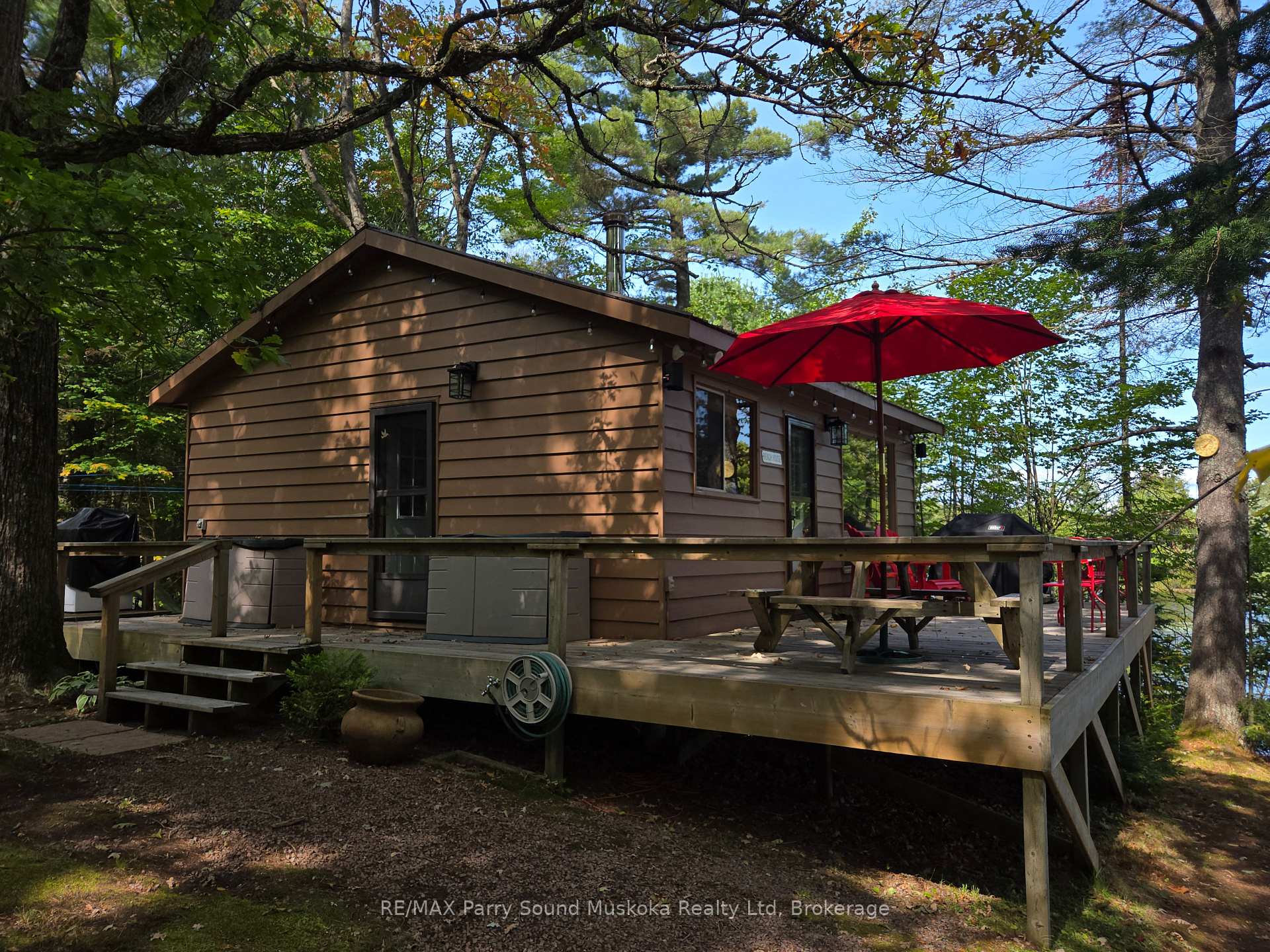 Photo 6 of 216 Lorimer Lake, Whitestone — HOMEH
