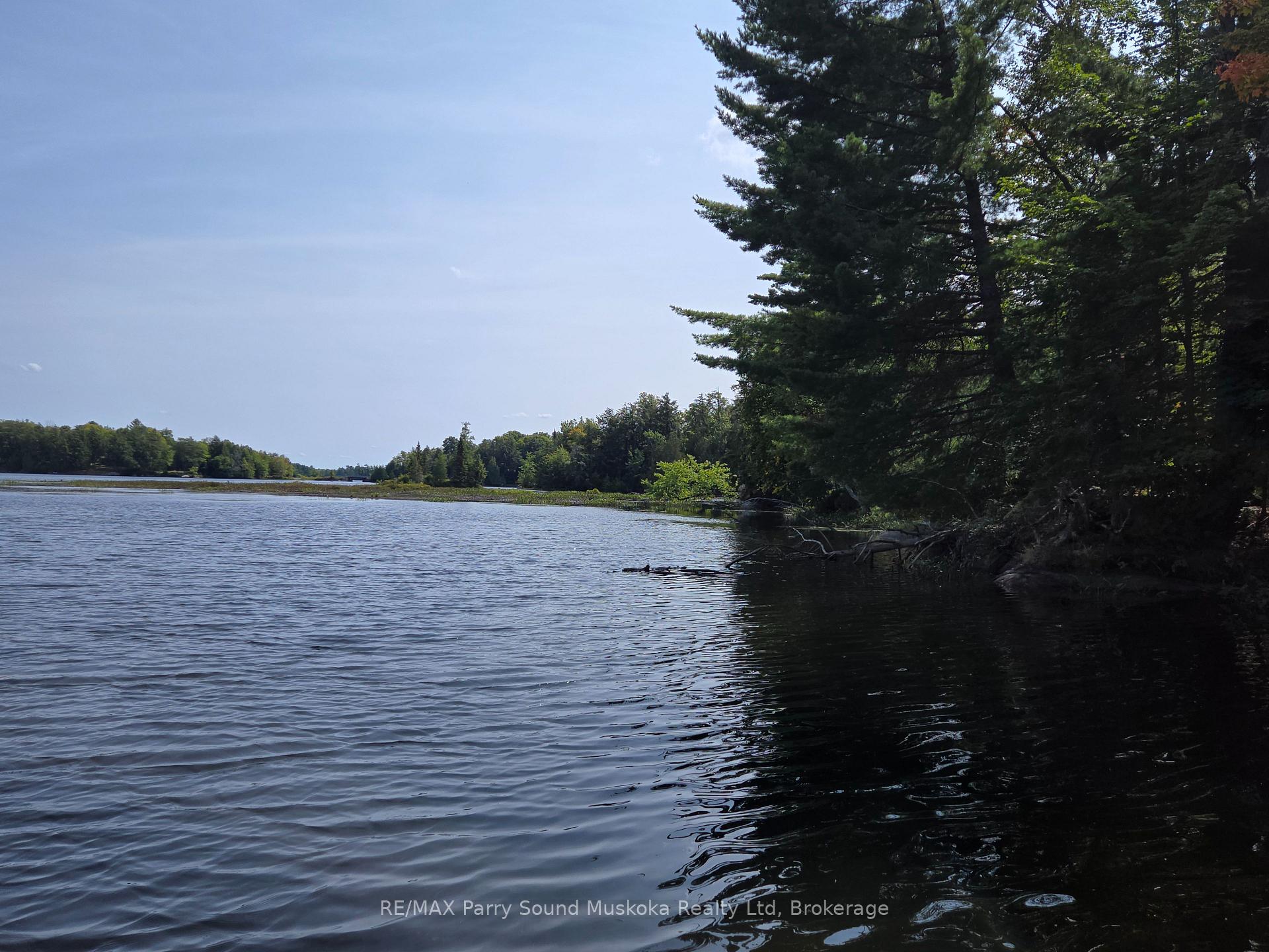 Photo 26 of 216 Lorimer Lake, Whitestone — HOMEH