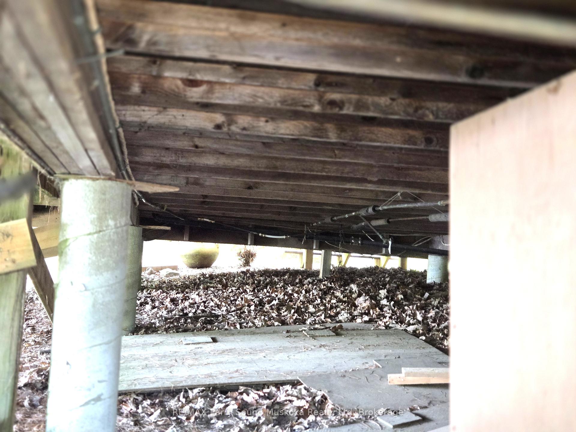 Photo 34 of 216 Lorimer Lake, Whitestone — HOMEH