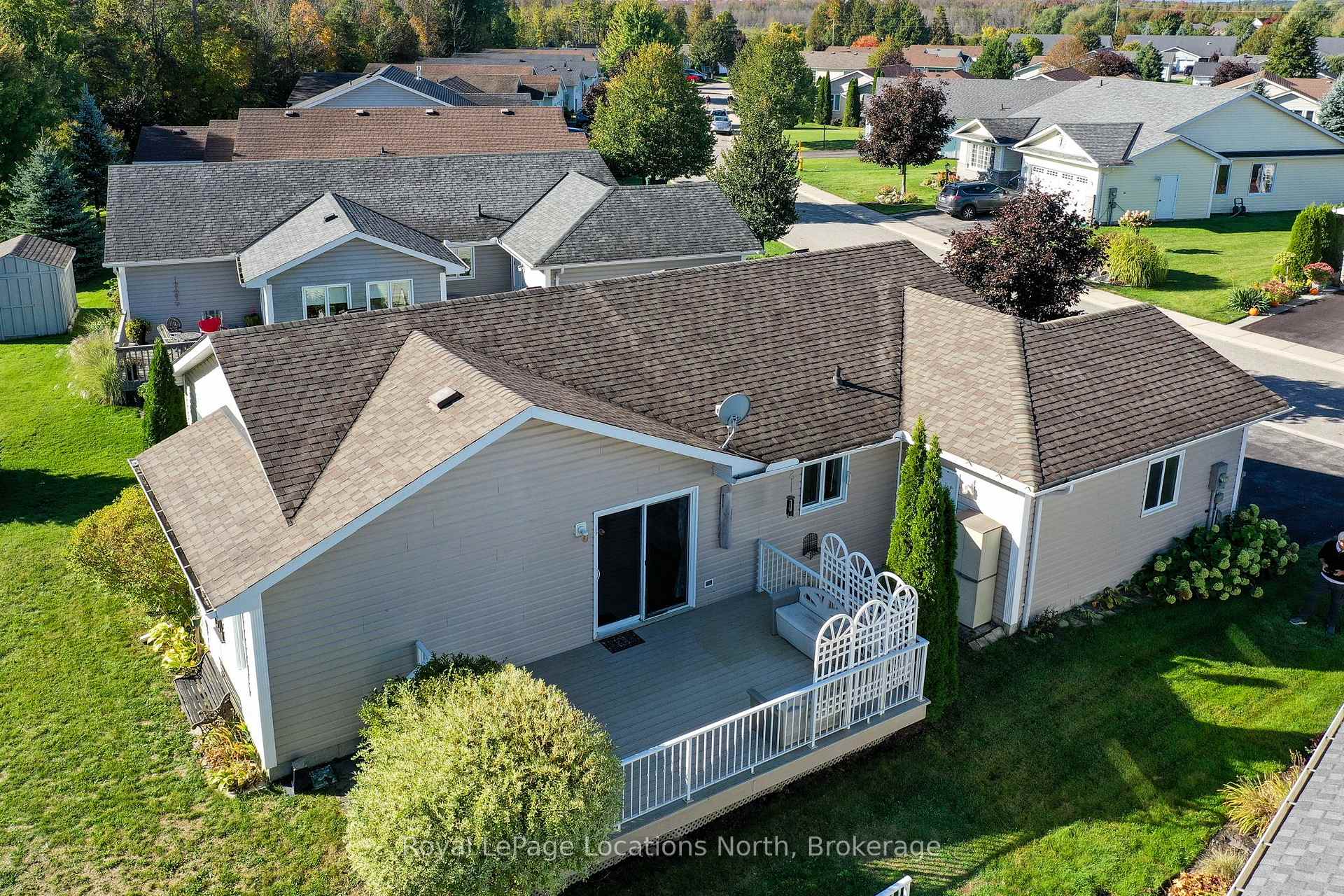 Photo 24 of 92 New York Avenue, Wasaga Beach — HOMEH