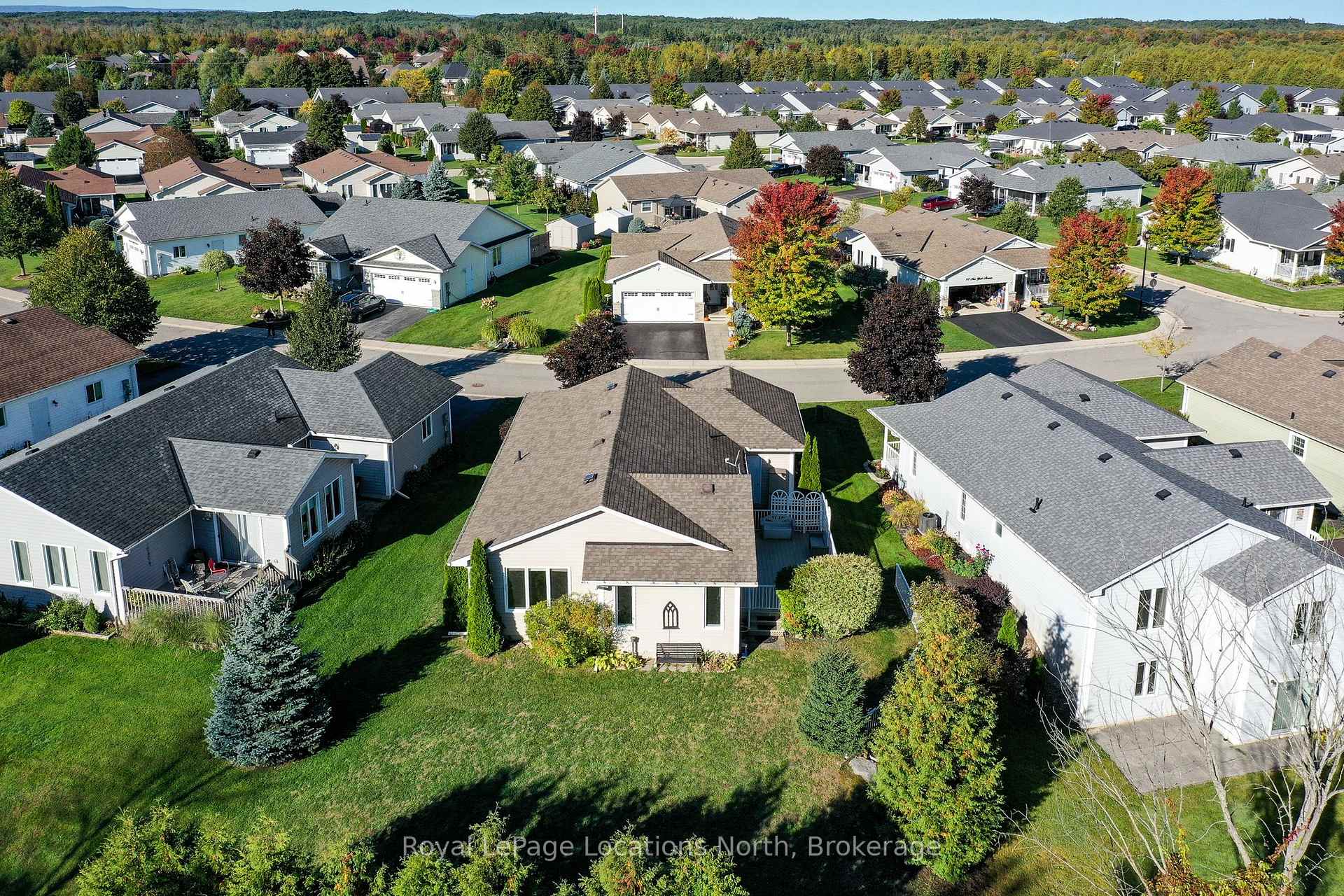 Photo 30 of 92 New York Avenue, Wasaga Beach — HOMEH