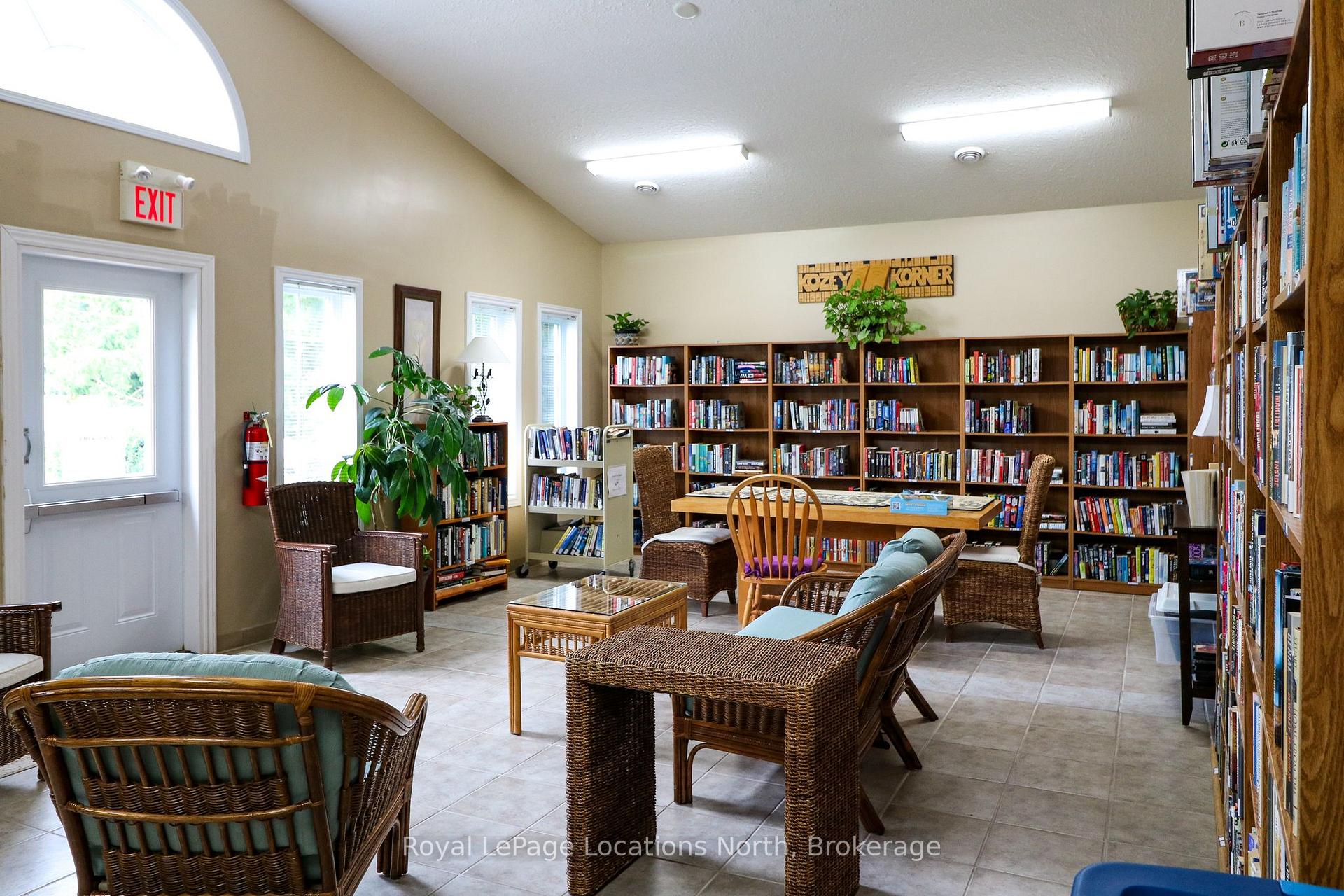 Photo 42 of 92 New York Avenue, Wasaga Beach — HOMEH