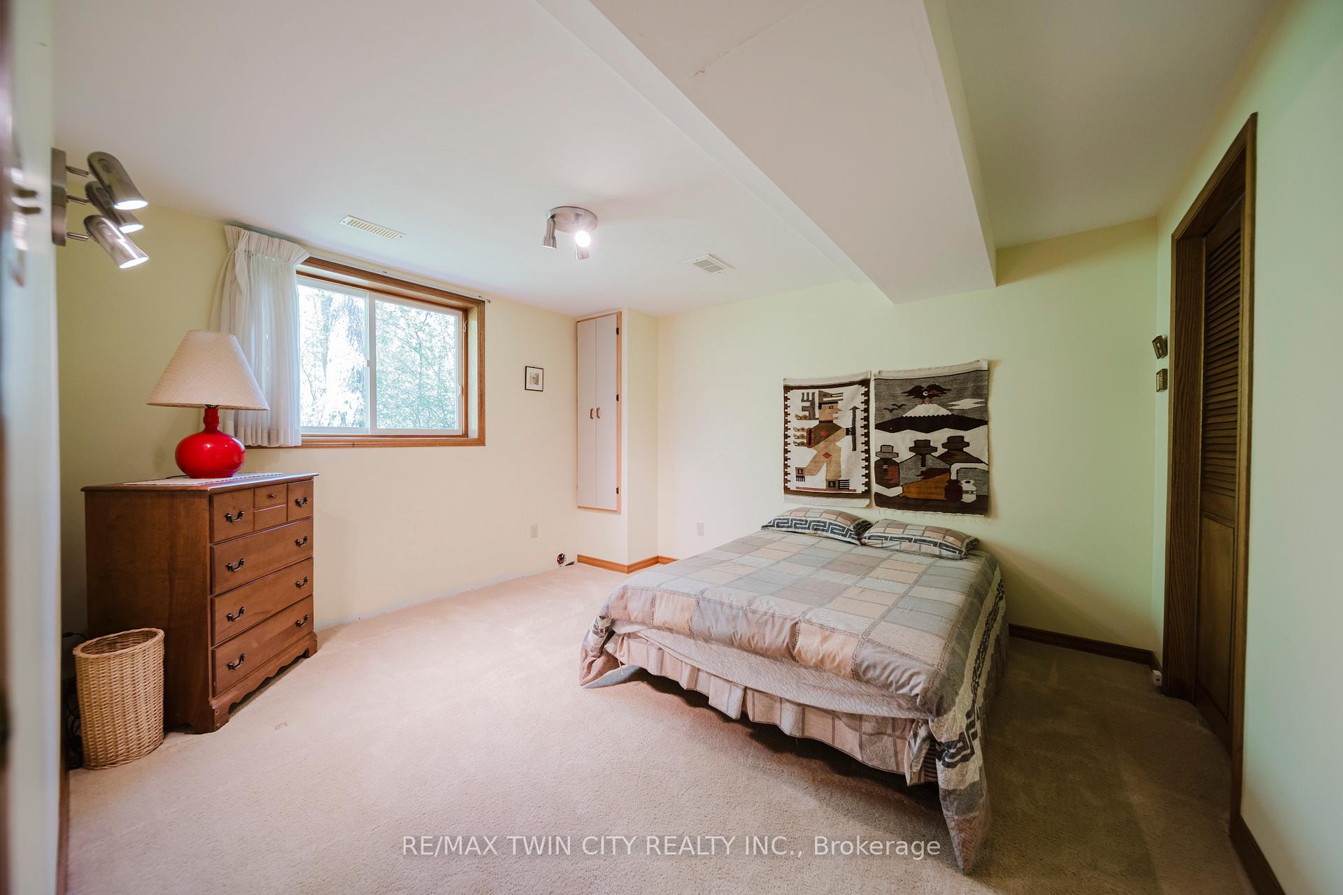 Photo 35 of 367 Northlake Drive E, Waterloo — HOMEH