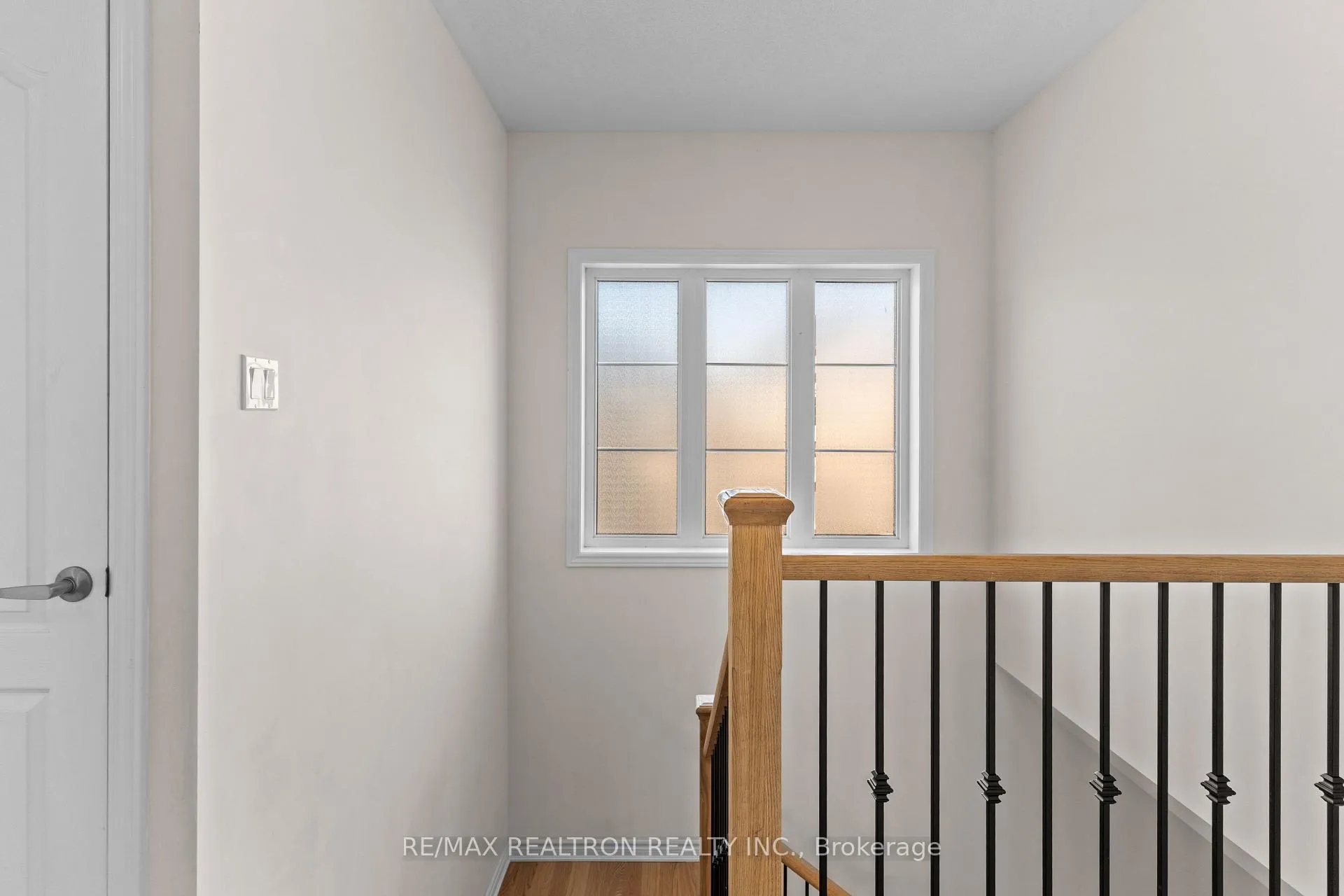 Photo 24 of 15 Waterfront Crescent, Whitby, Port Whitby — HOMEH