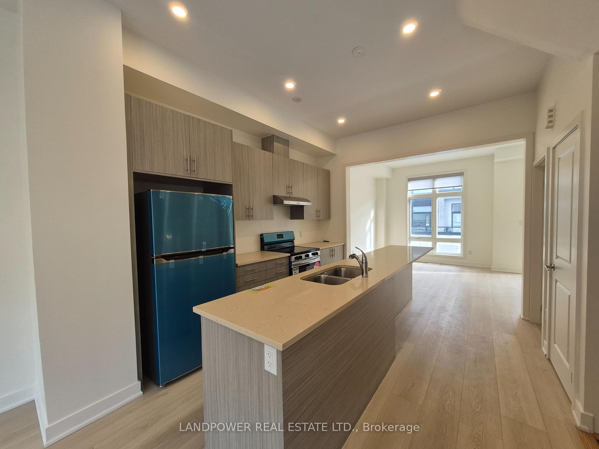 Photo 10 of 6 Gerussi Street, Vaughan, Vellore Village — HOMEH