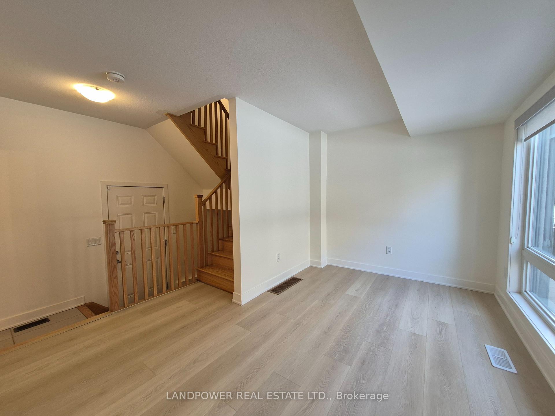 Photo 28 of 6 Gerussi Street, Vaughan, Vellore Village — HOMEH