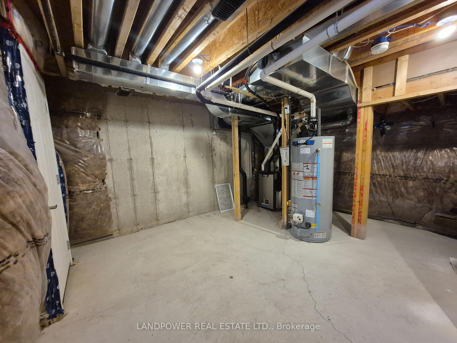 Photo 32 of 6 Gerussi Street, Vaughan, Vellore Village — HOMEH