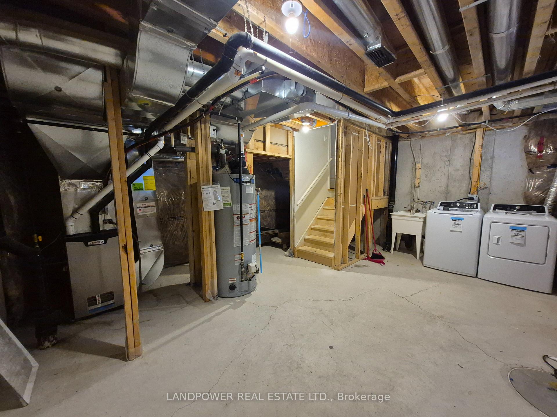 Photo 34 of 6 Gerussi Street, Vaughan, Vellore Village — HOMEH