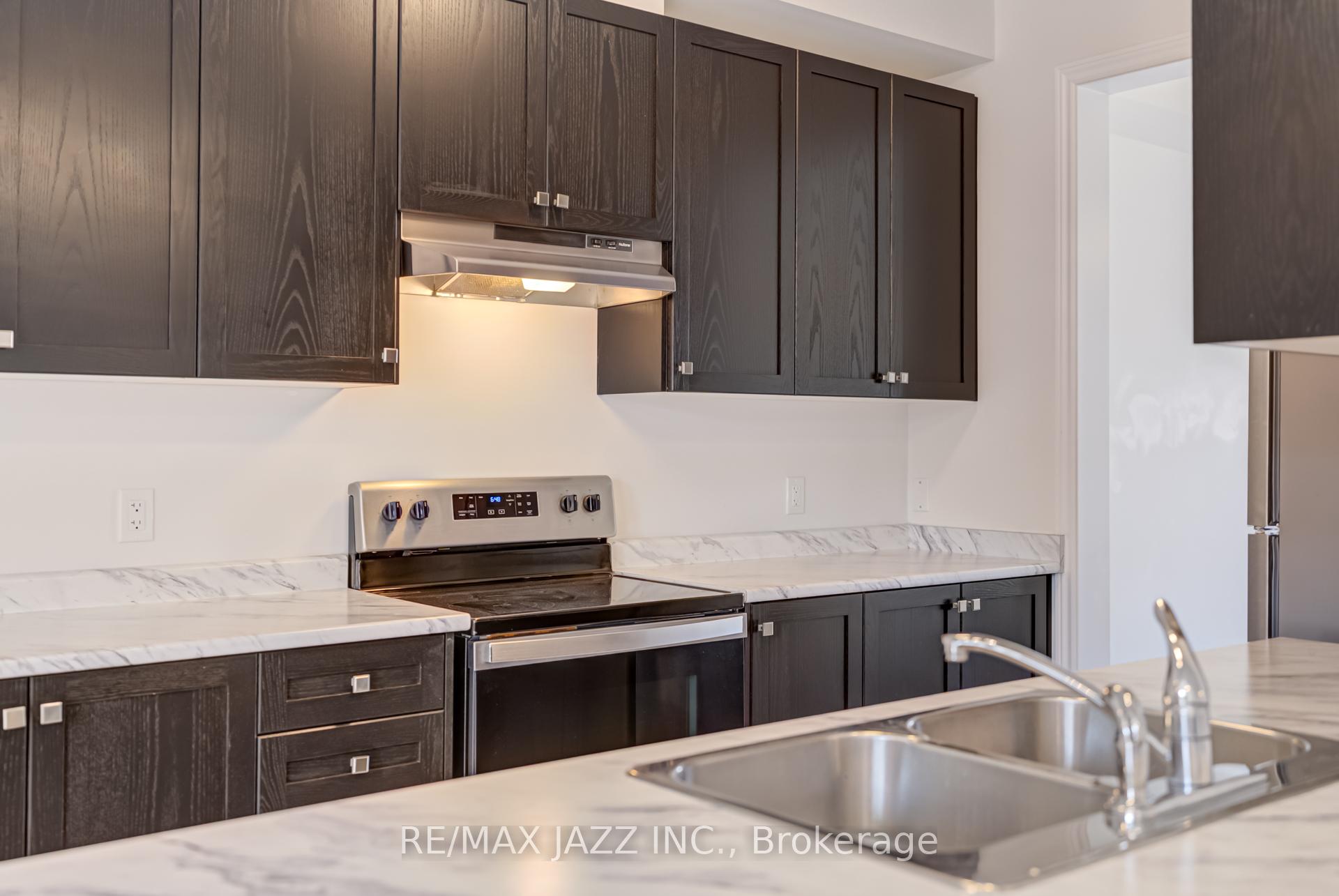 Photo 17 of 166 Coronation Road, Whitby, Rural Whitby — HOMEH