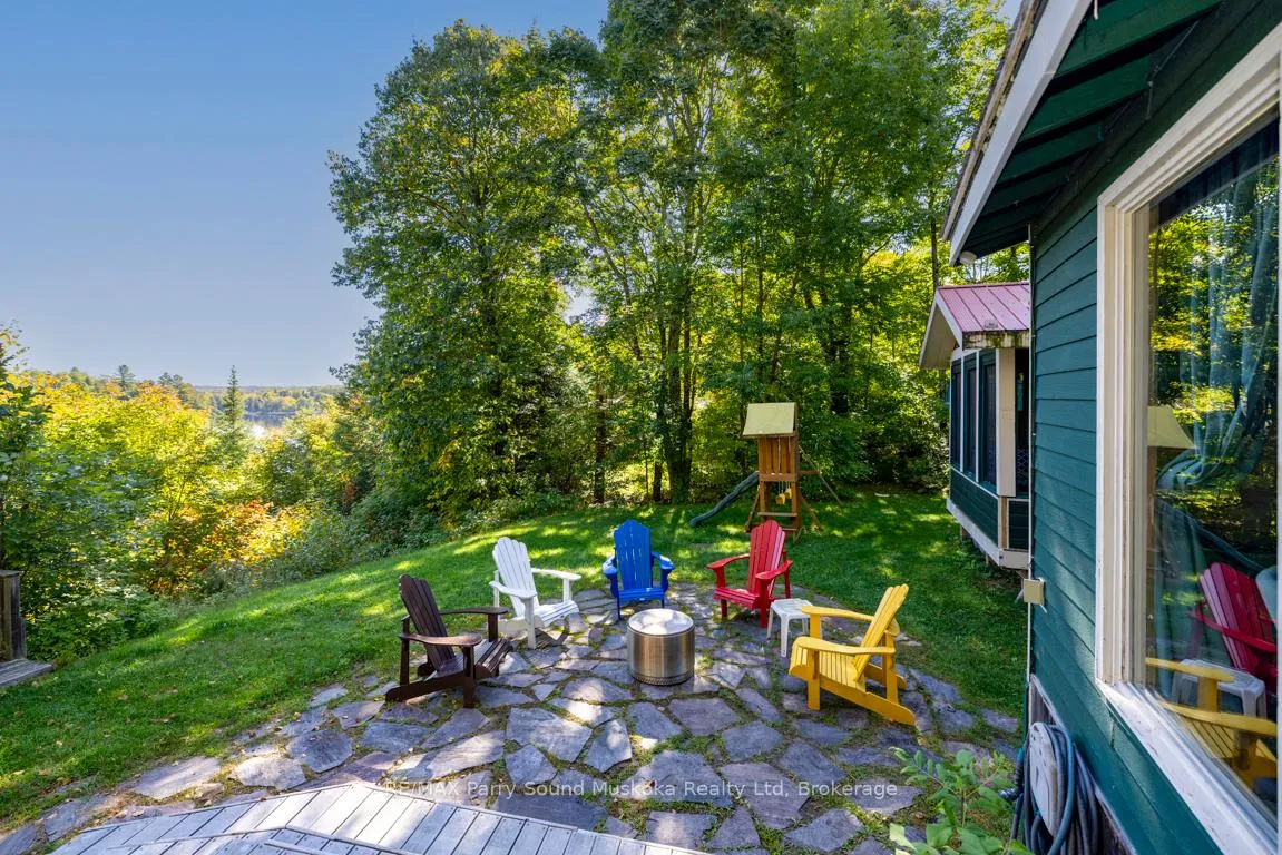 Photo 12 of 78 Captain Estates Road, Whitestone, Hagerman — HOMEH