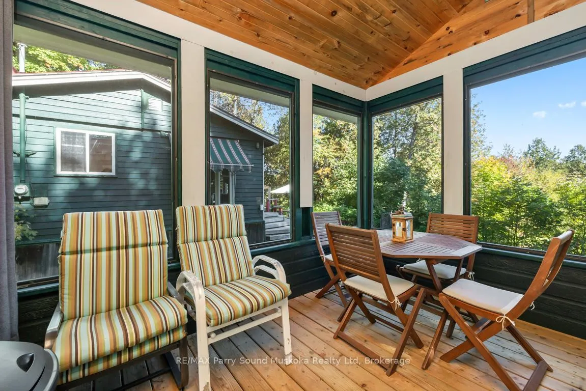 Photo 34 of 78 Captain Estates Road, Whitestone, Hagerman — HOMEH