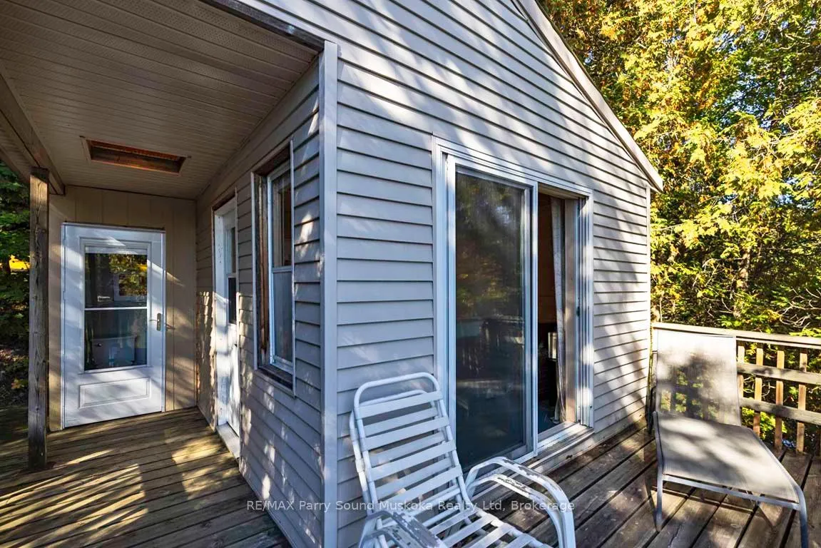 Photo 37 of 78 Captain Estates Road, Whitestone, Hagerman — HOMEH