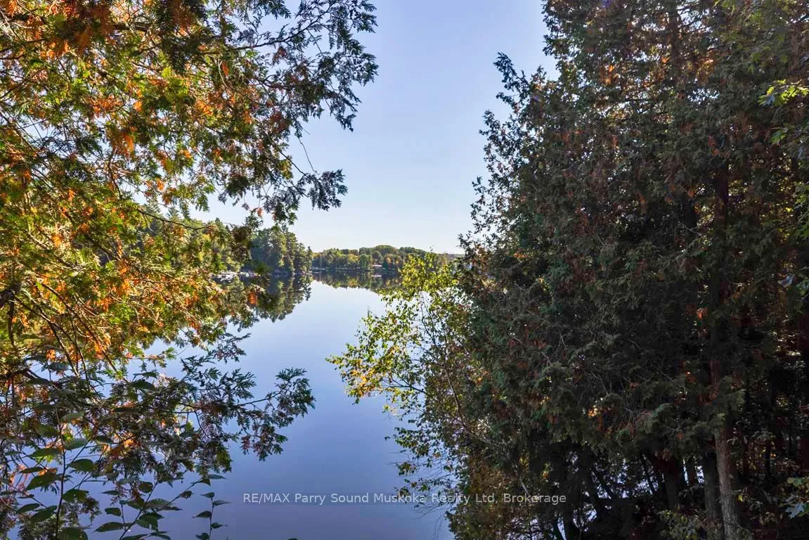 Photo 46 of 78 Captain Estates Road, Whitestone, Hagerman — HOMEH