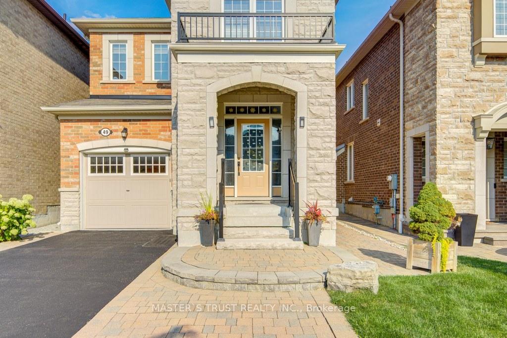 Photo 3 of 49 Clifford Dalton Drive, Aurora, Rural Aurora — HOMEH