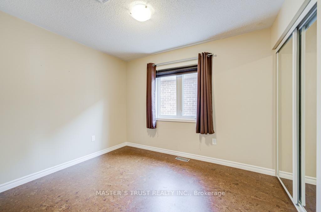 Photo 27 of 49 Clifford Dalton Drive, Aurora, Rural Aurora — HOMEH