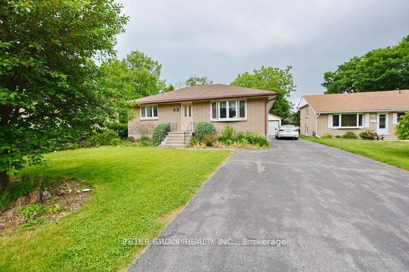 Photo 3 of Unit Upper, 24 Northpark Road, Barrie, Wellington — HOMEH