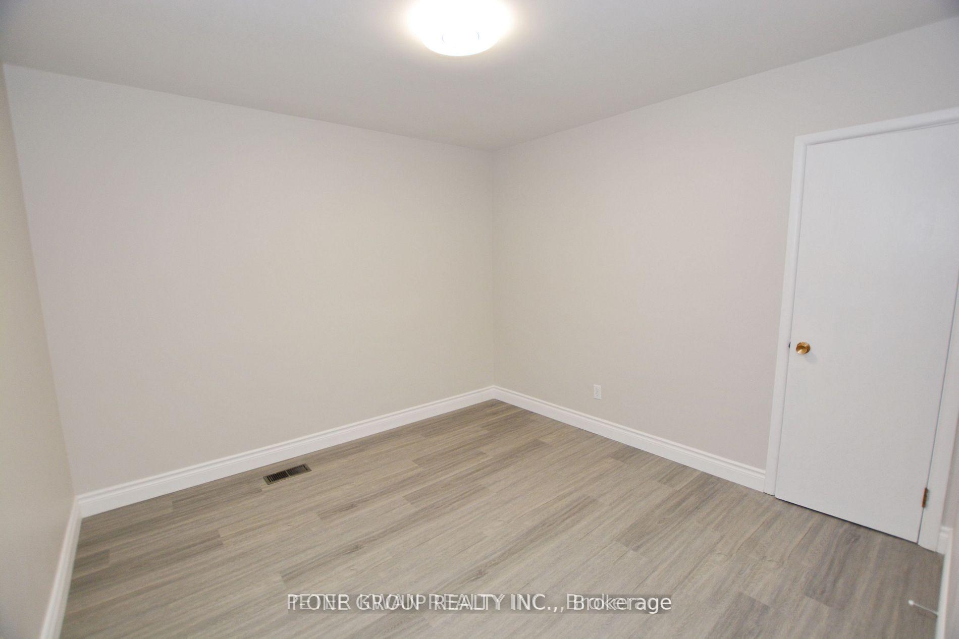 Photo 9 of Unit Upper, 24 Northpark Road, Barrie, Wellington — HOMEH
