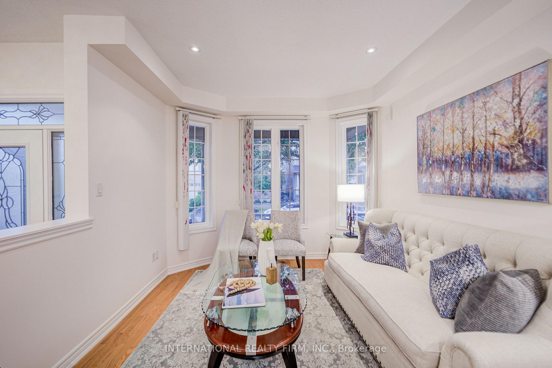 Photo 6 of 77 Saint James Avenue, Vaughan, Vellore Village — HOMEH