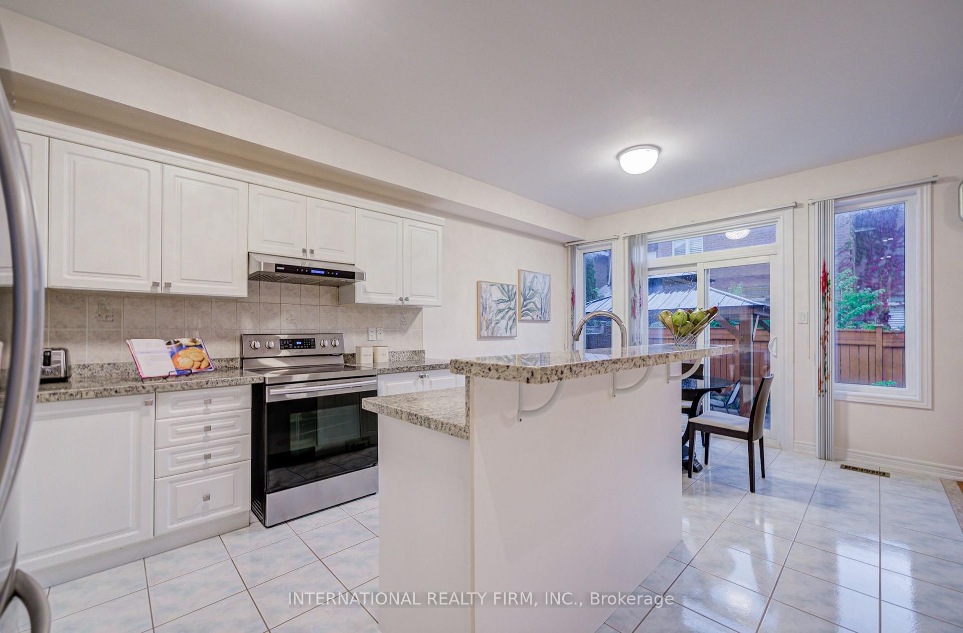 Photo 11 of 77 Saint James Avenue, Vaughan, Vellore Village — HOMEH