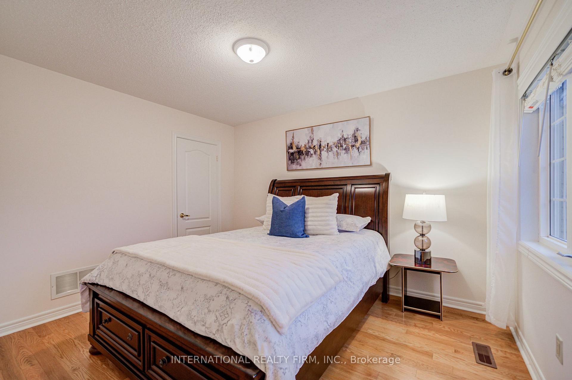 Photo 19 of 77 Saint James Avenue, Vaughan, Vellore Village — HOMEH