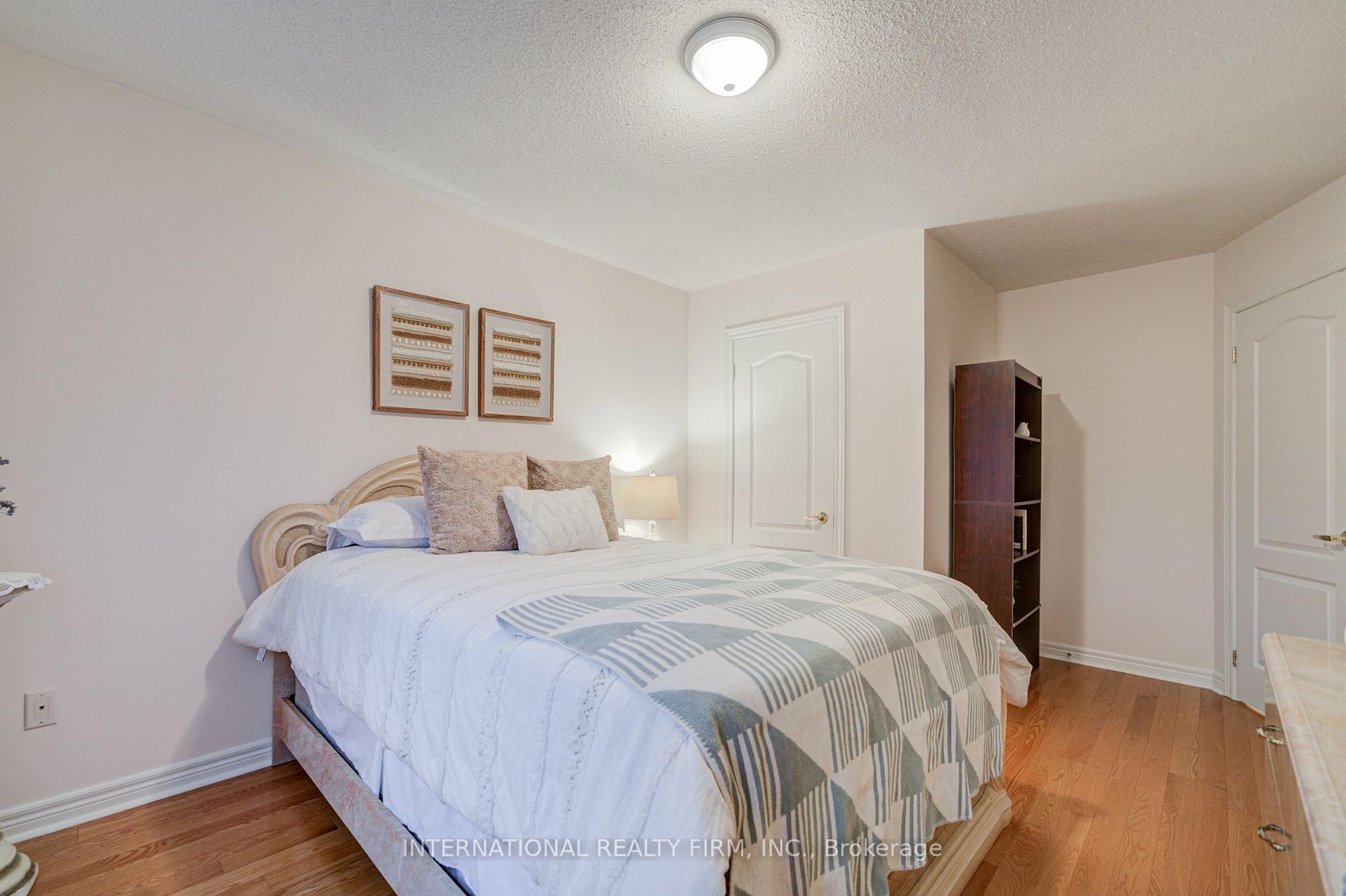 Photo 20 of 77 Saint James Avenue, Vaughan, Vellore Village — HOMEH