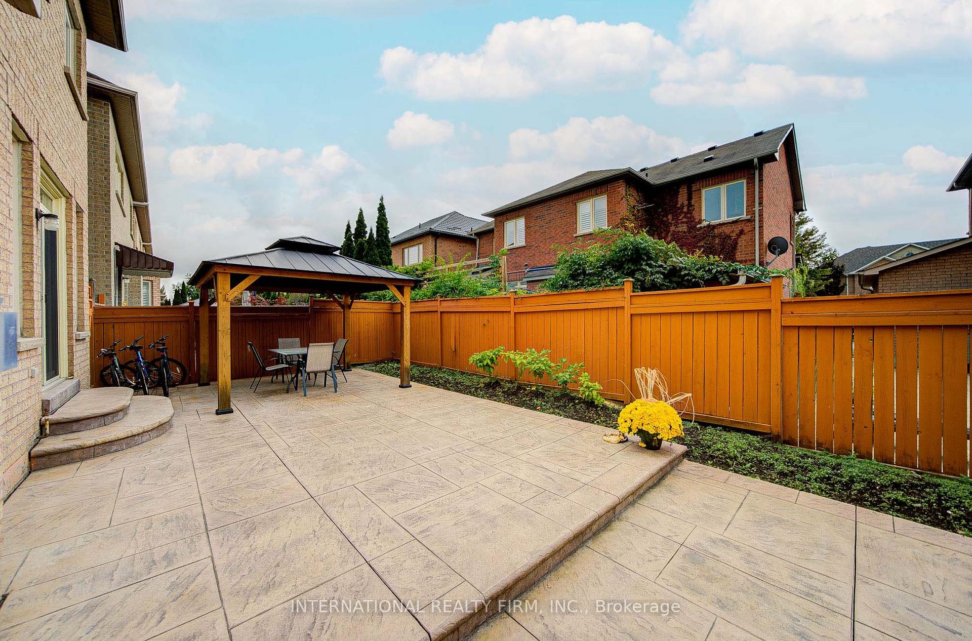 Photo 36 of 77 Saint James Avenue, Vaughan, Vellore Village — HOMEH