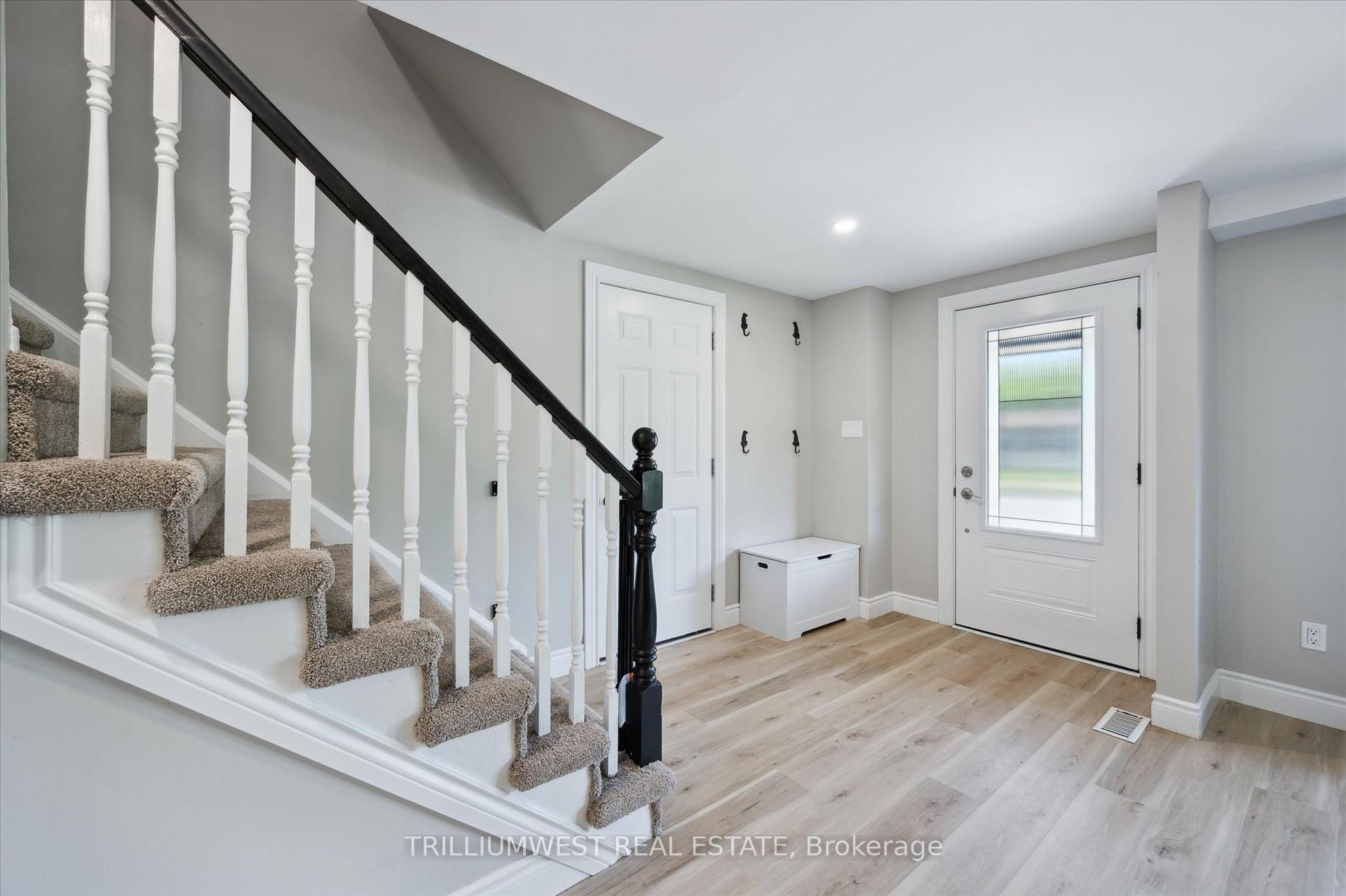 Photo 5 of 296 Conservation Drive, Waterloo — HOMEH
