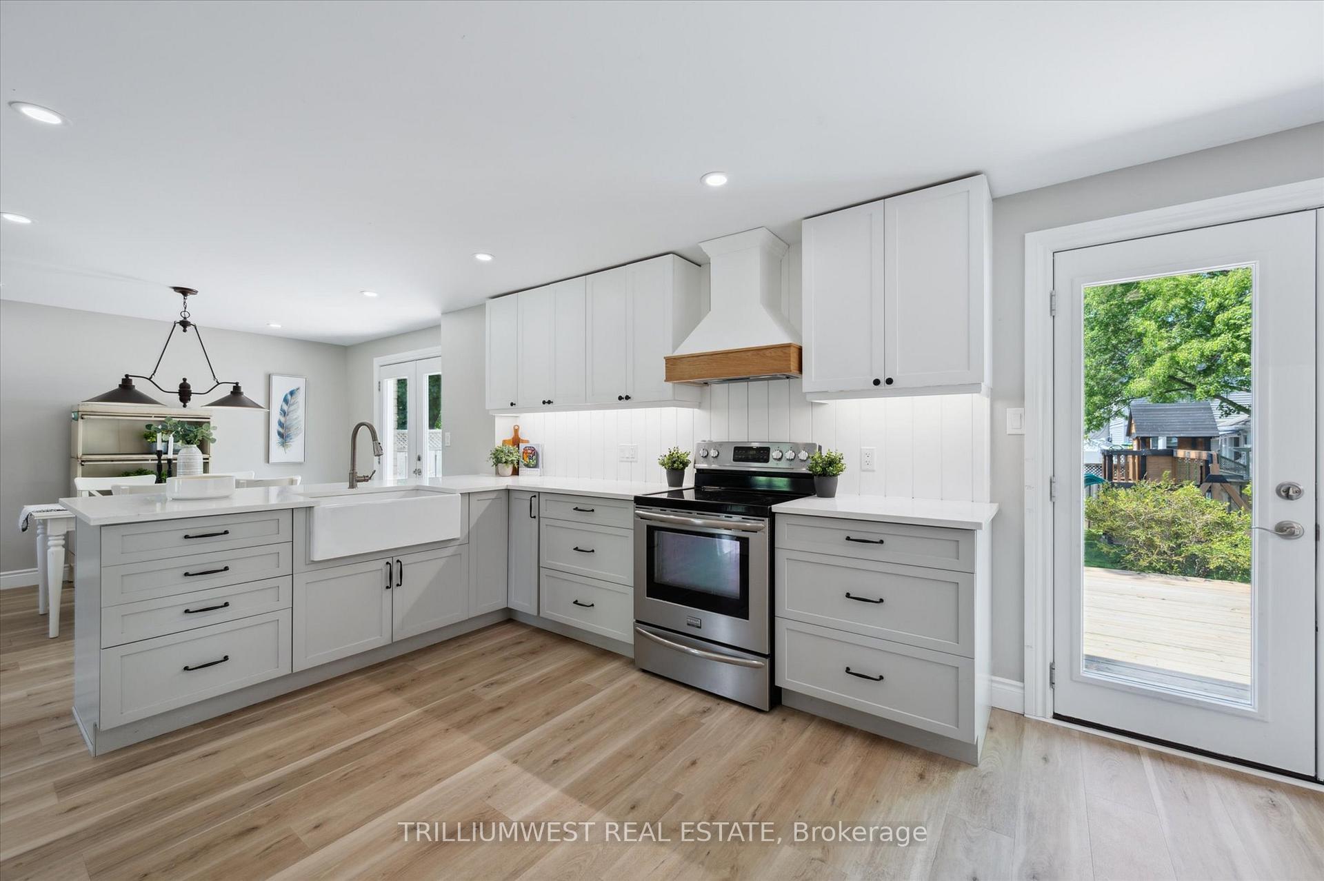 Photo 14 of 296 Conservation Drive, Waterloo — HOMEH