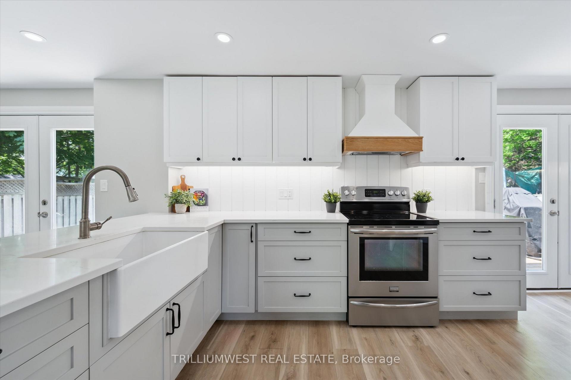 Photo 15 of 296 Conservation Drive, Waterloo — HOMEH