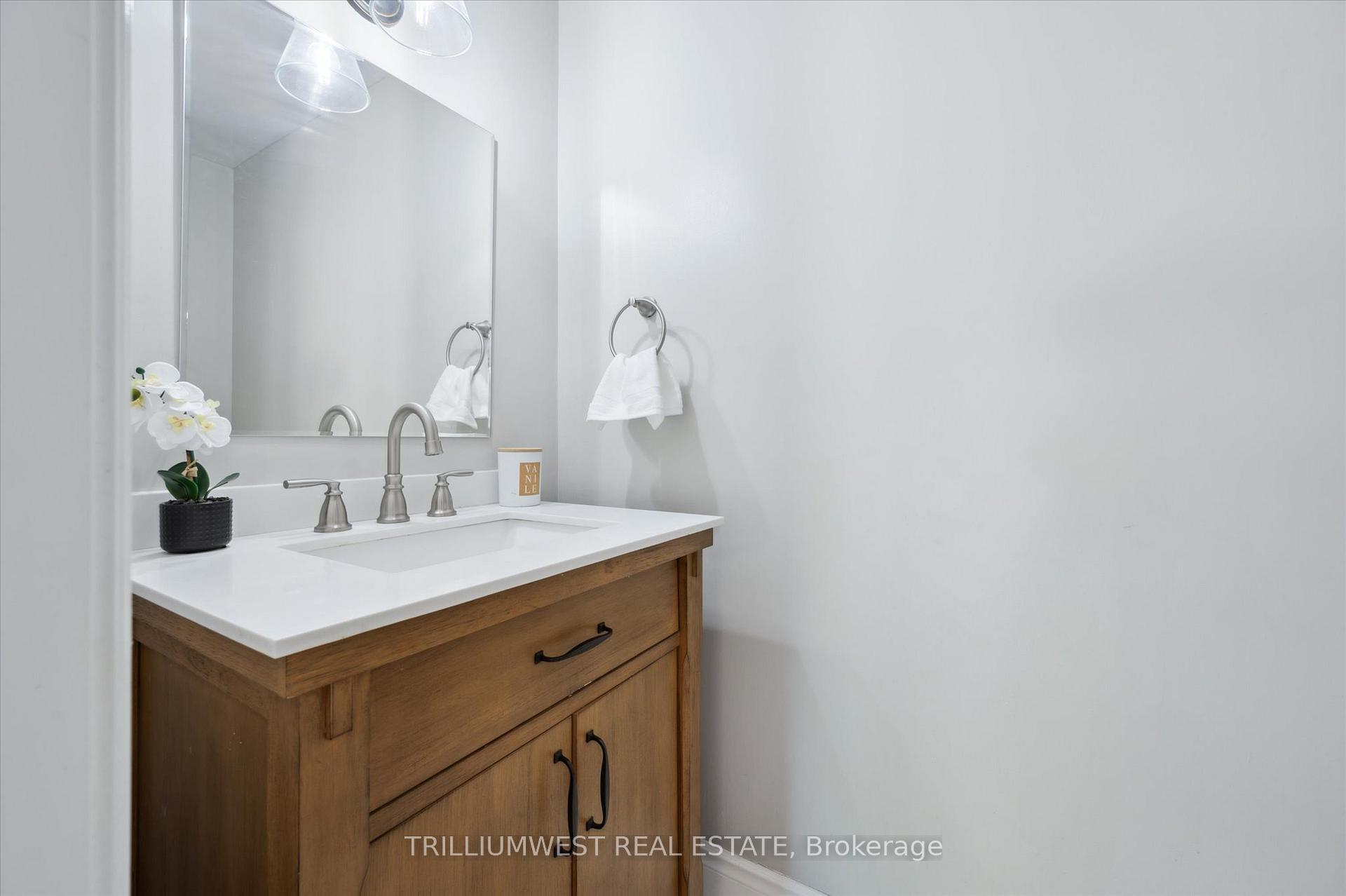 Photo 17 of 296 Conservation Drive, Waterloo — HOMEH