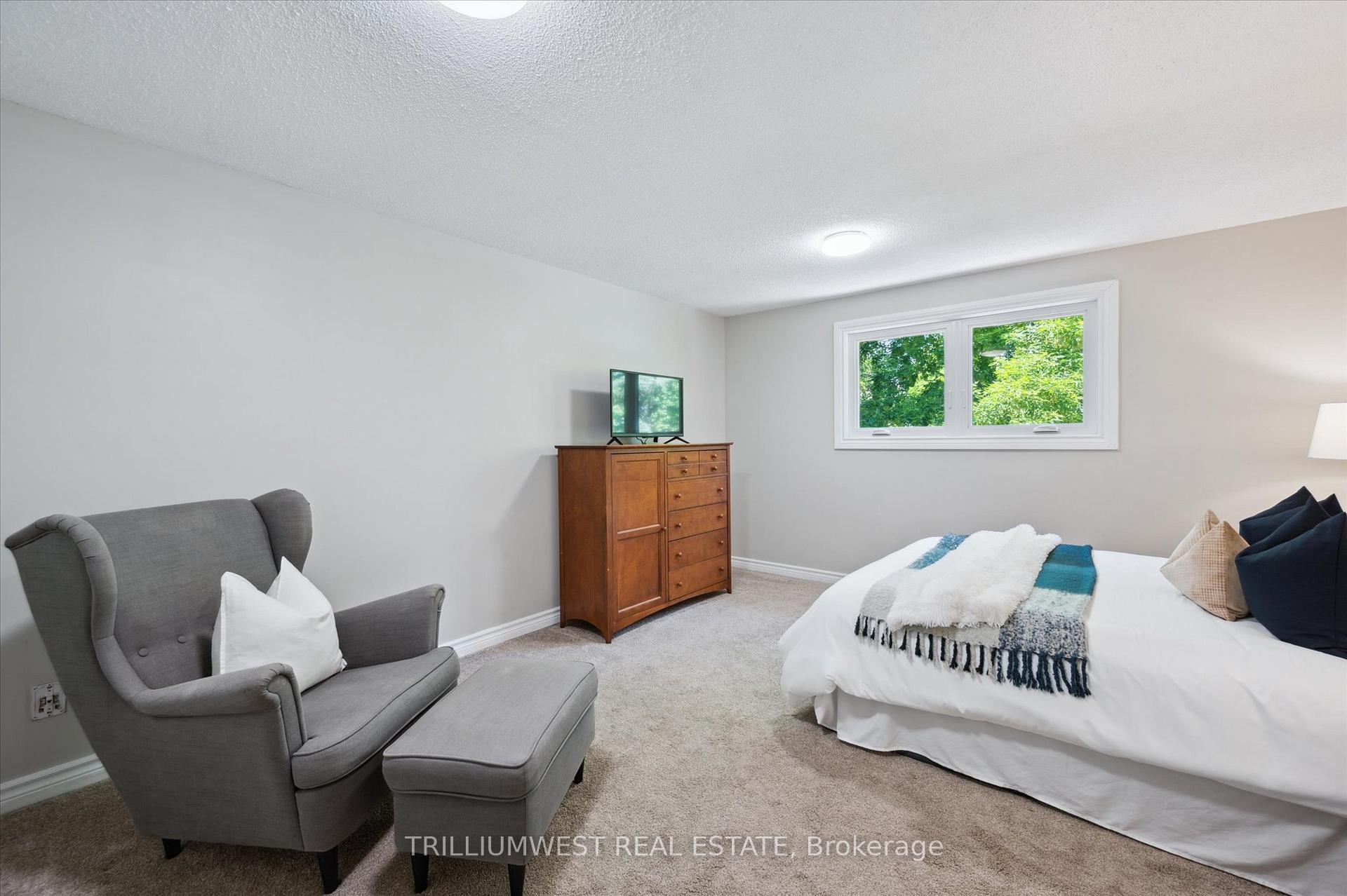 Photo 19 of 296 Conservation Drive, Waterloo — HOMEH