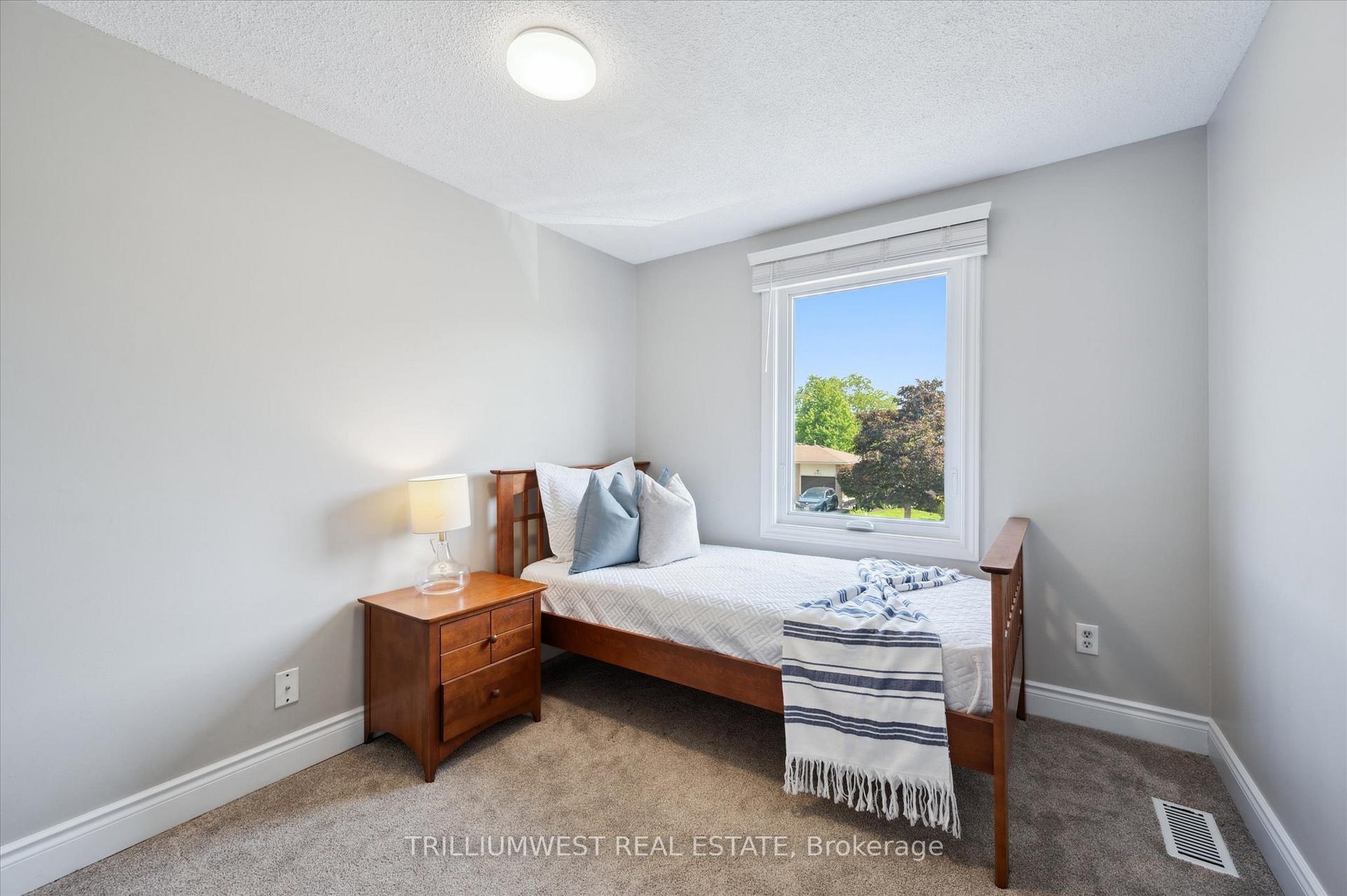 Photo 22 of 296 Conservation Drive, Waterloo — HOMEH