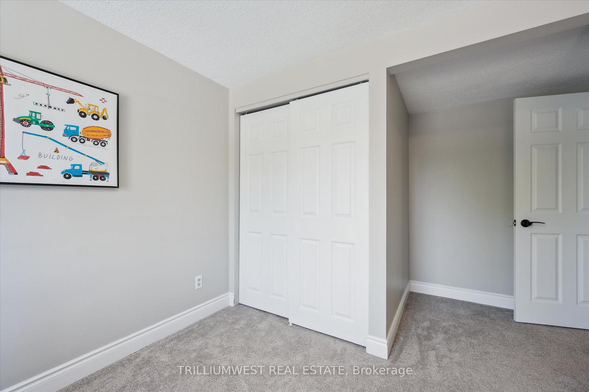Photo 24 of 296 Conservation Drive, Waterloo — HOMEH