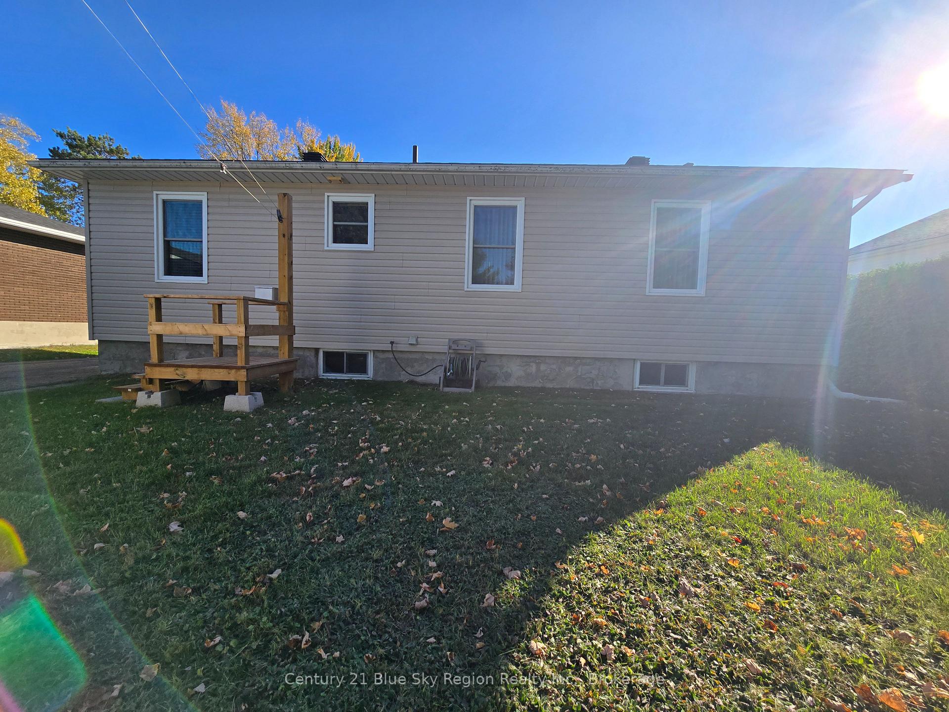 Photo 31 of 197 Salter Street, West Nipissing, Sturgeon Falls — HOMEH