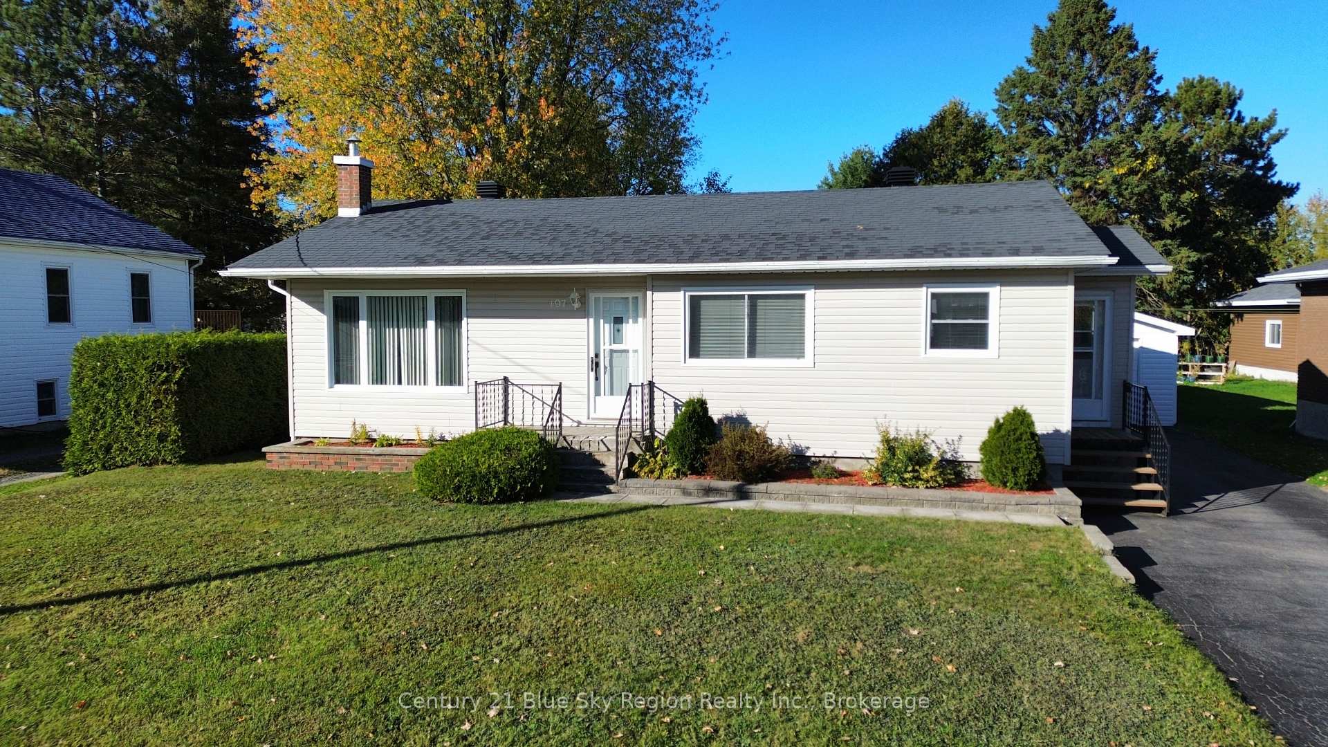 Photo 42 of 197 Salter Street, West Nipissing, Sturgeon Falls — HOMEH