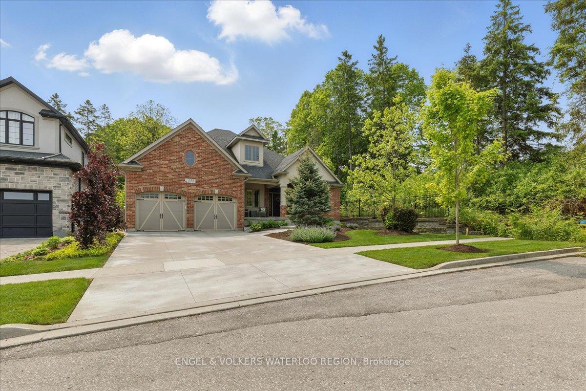 Photo 2 of 655 White Cedar Avenue, Waterloo — HOMEH